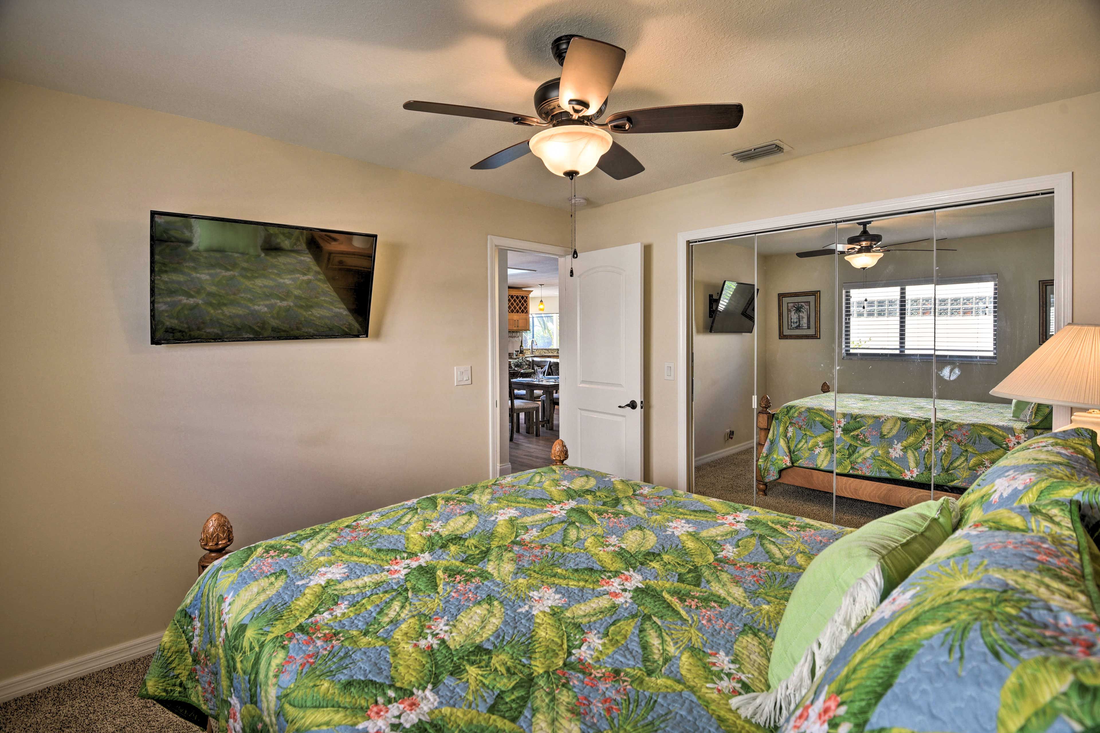 Bedroom 2 | Smart TV