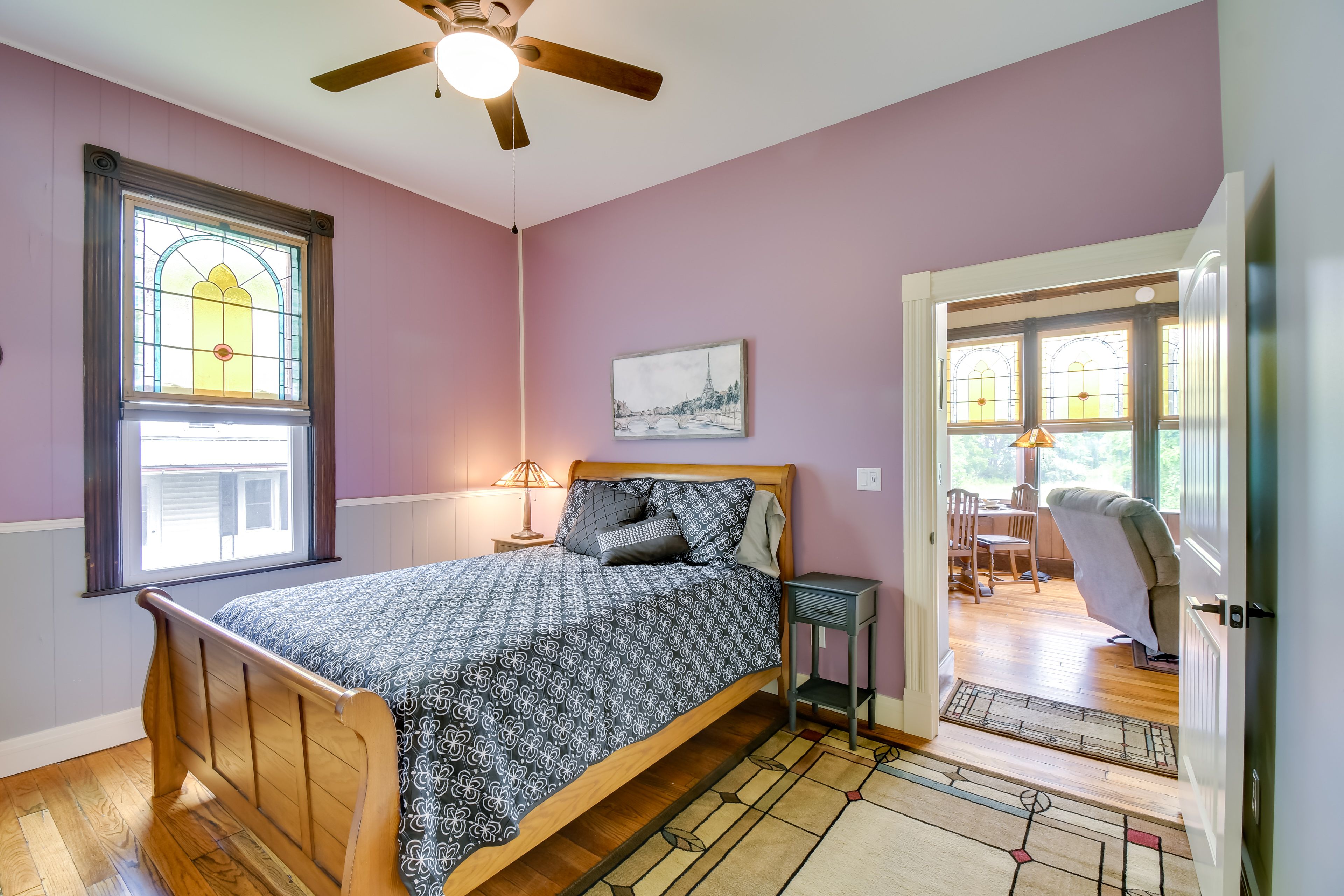 Bedroom 2 | Queen Bed