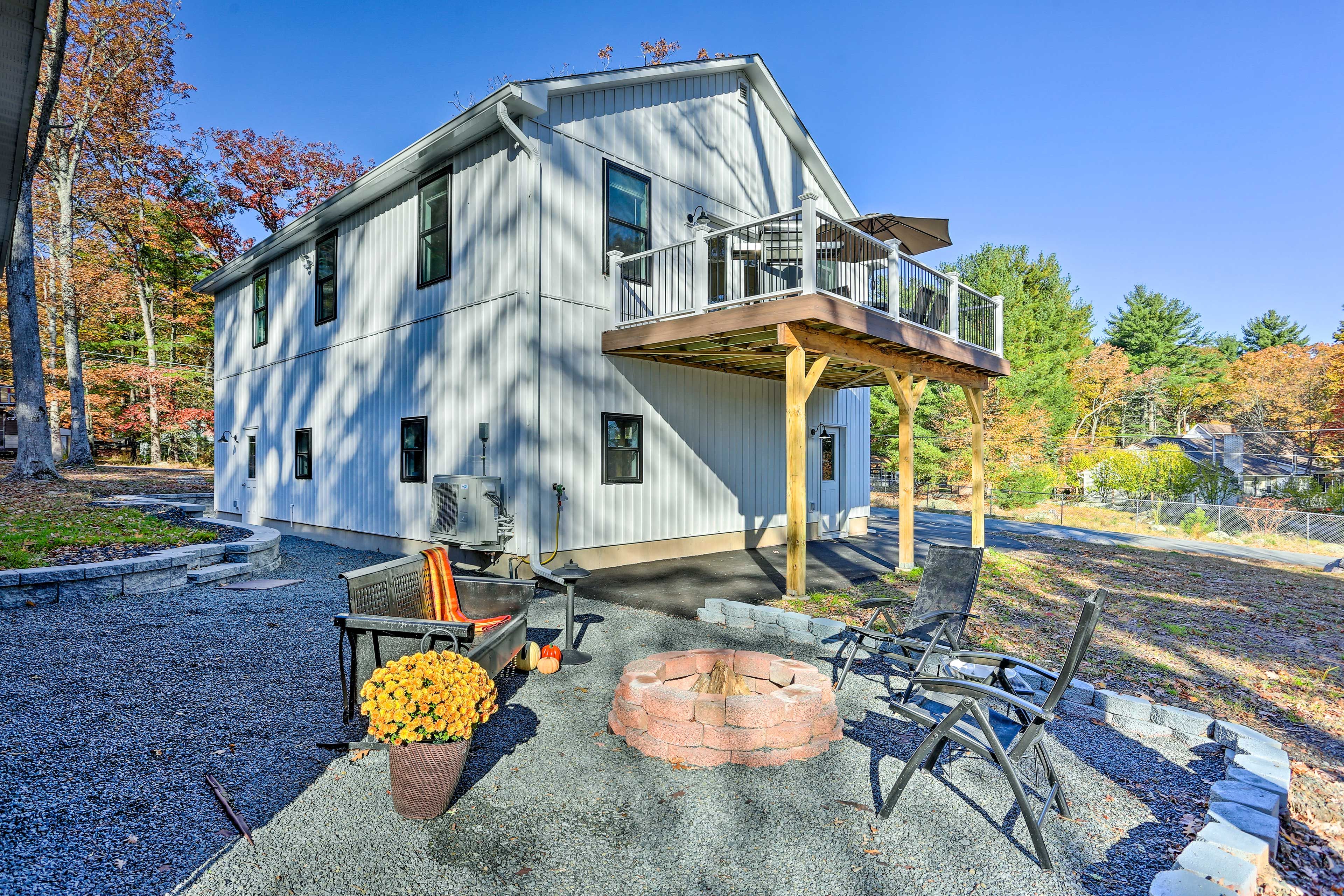 Home Exterior | Top-Floor Unit Only