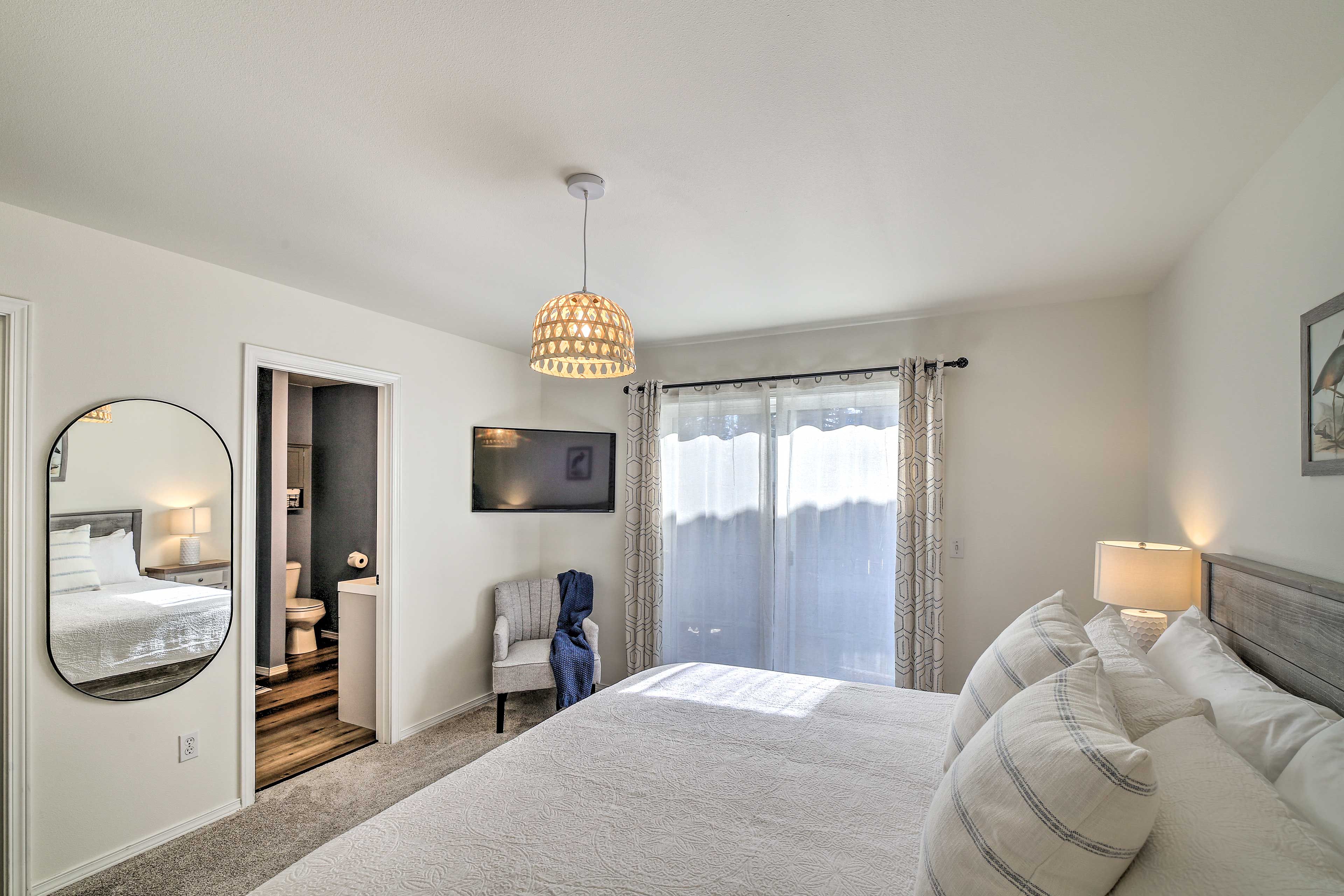 Bedroom 1 | Smart TV | En-Suite Bathroom