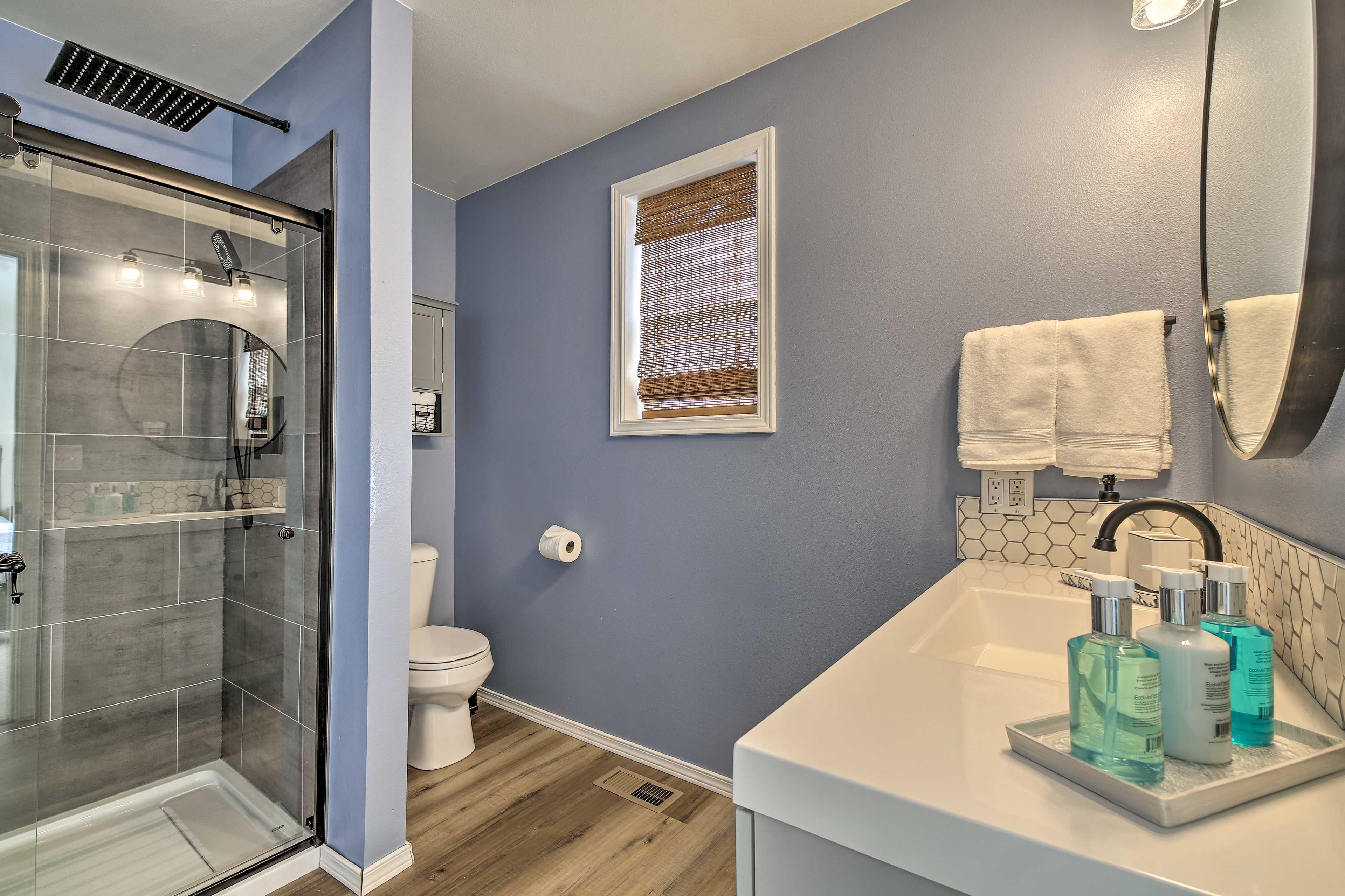 En-Suite Bathroom | Complimentary Toiletries