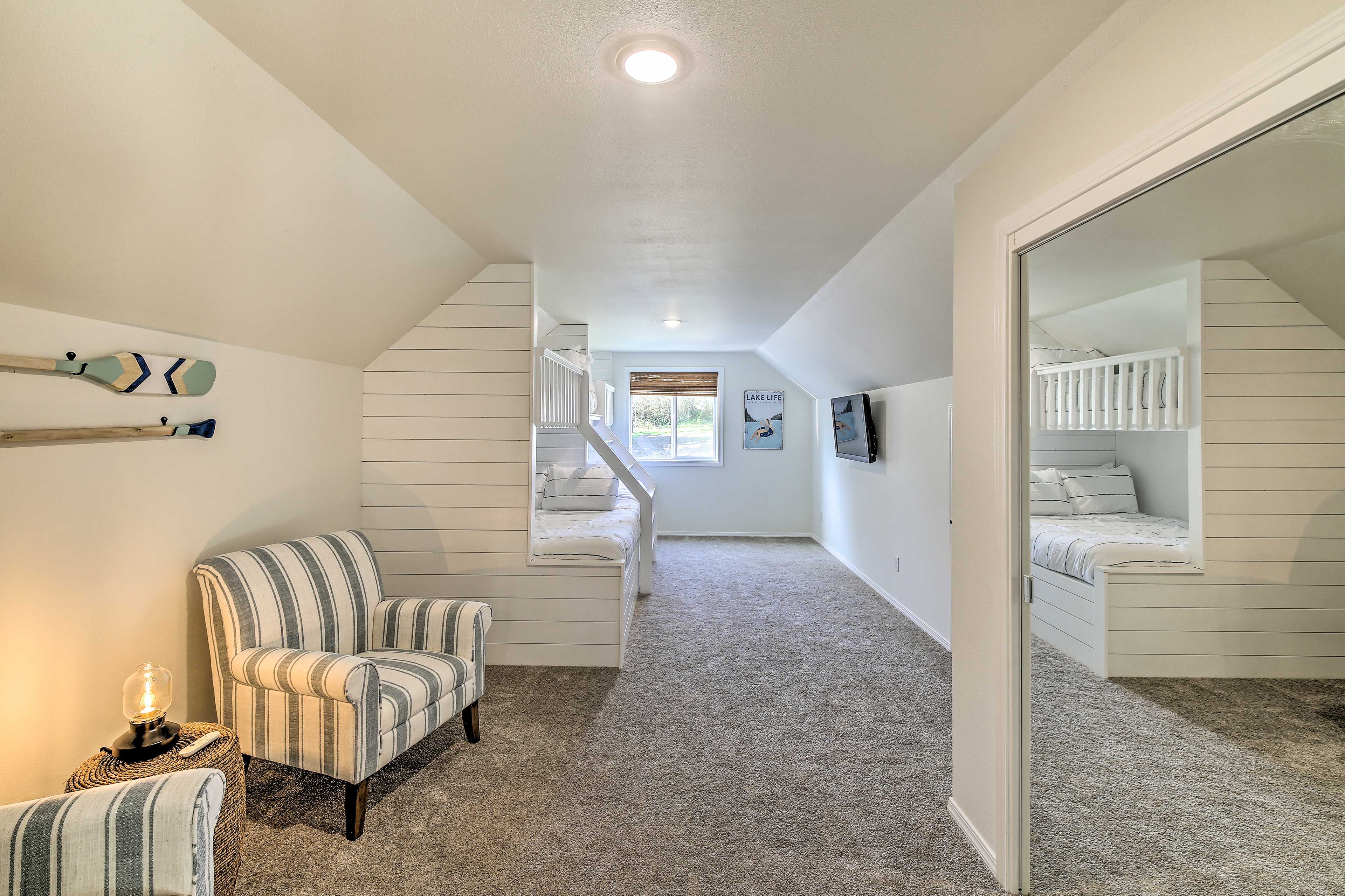 Bedroom 3 | 2 Twin/Queen Bunk Beds | 2nd Floor
