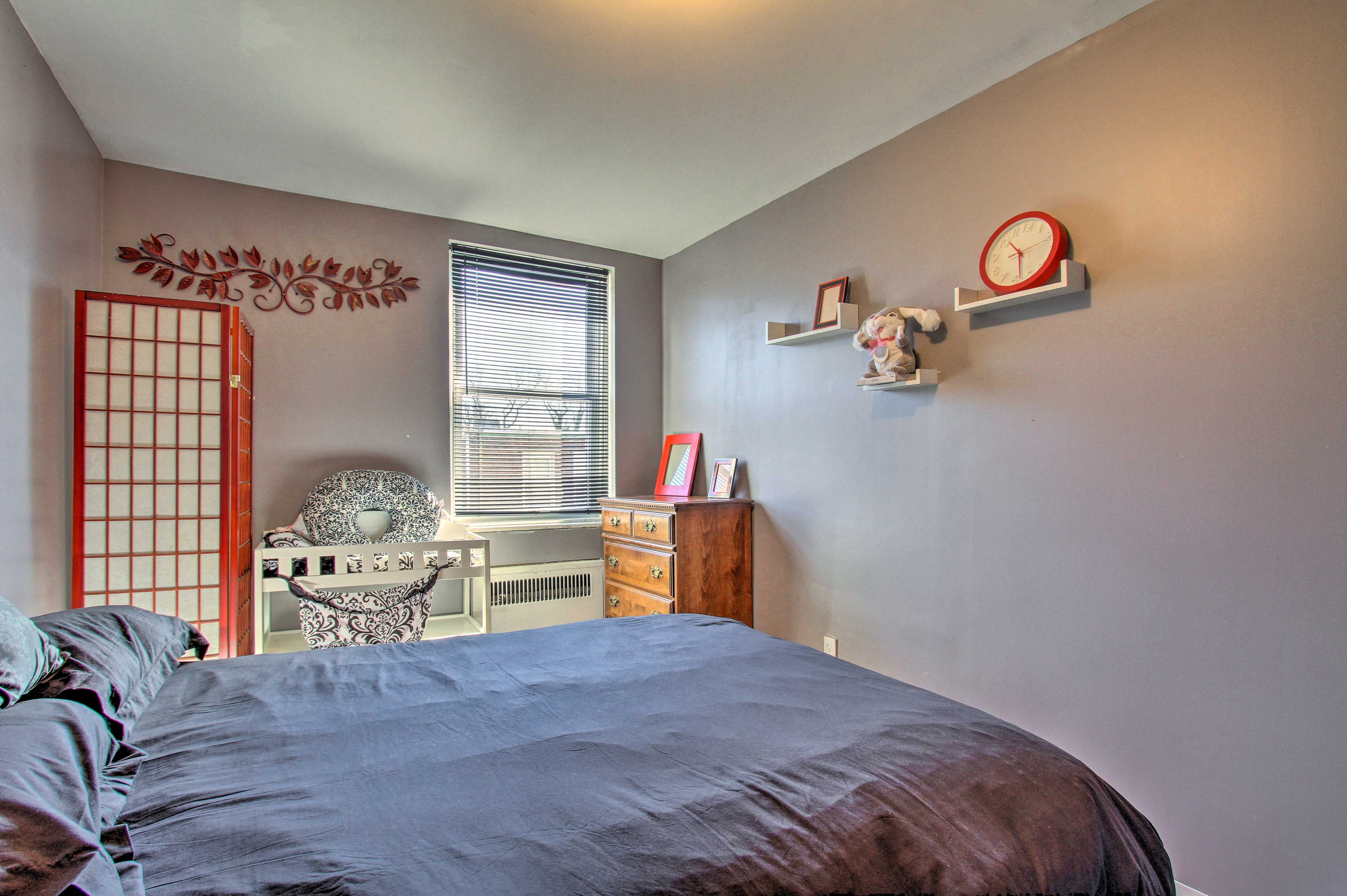 Bedroom 3 | Diaper Changing Station