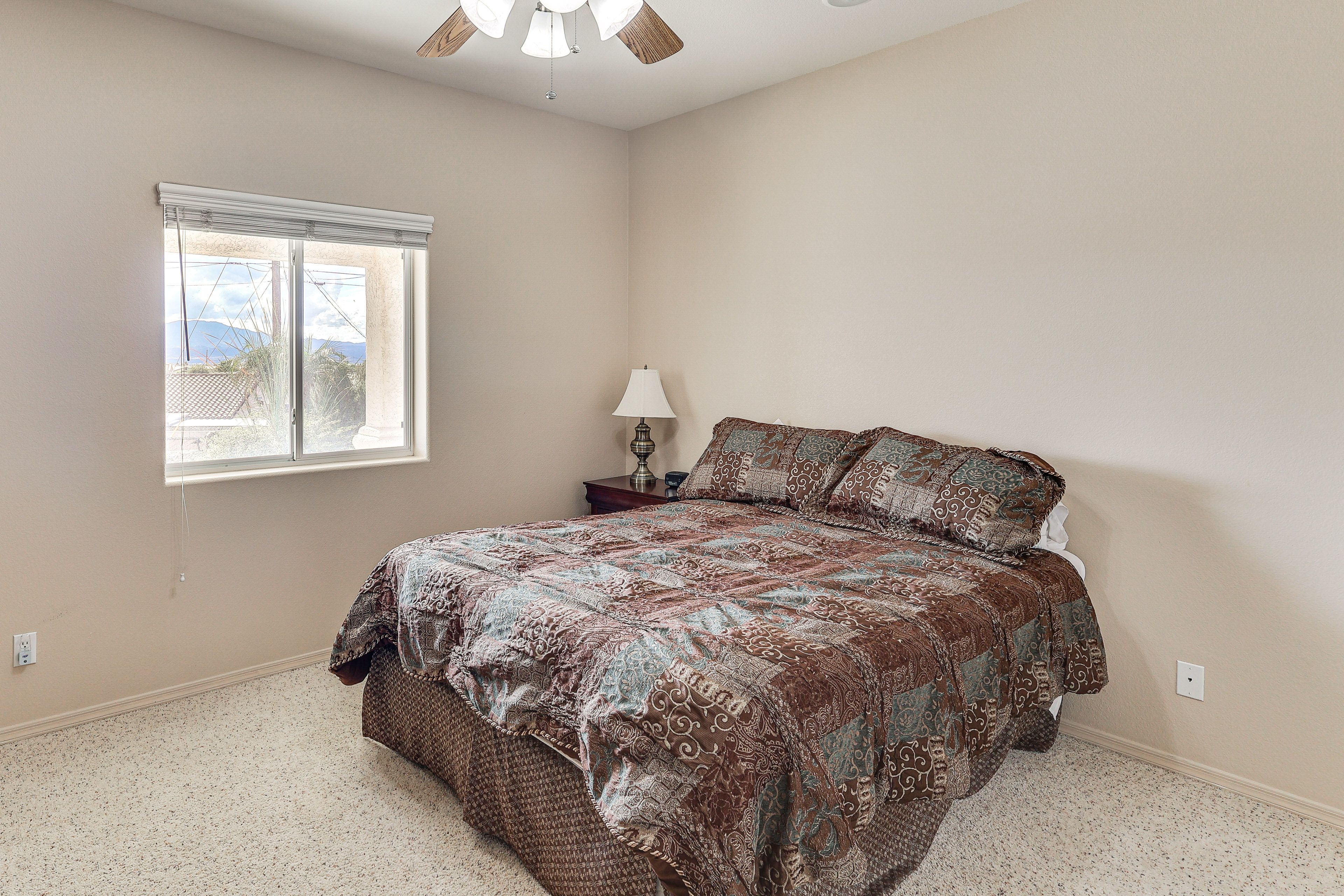 Bedroom 3 | Queen Bed