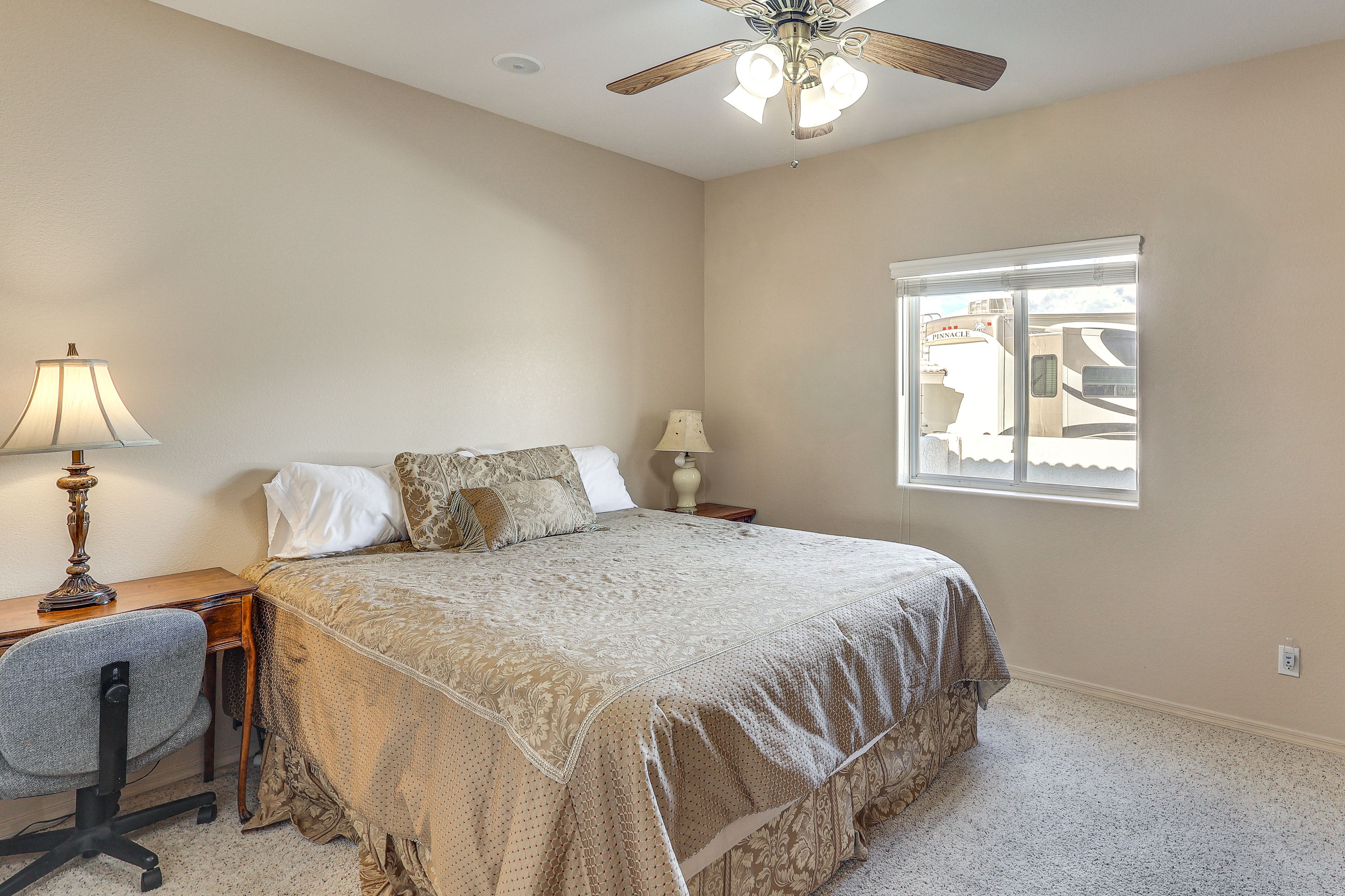 Bedroom 2 | King Bed