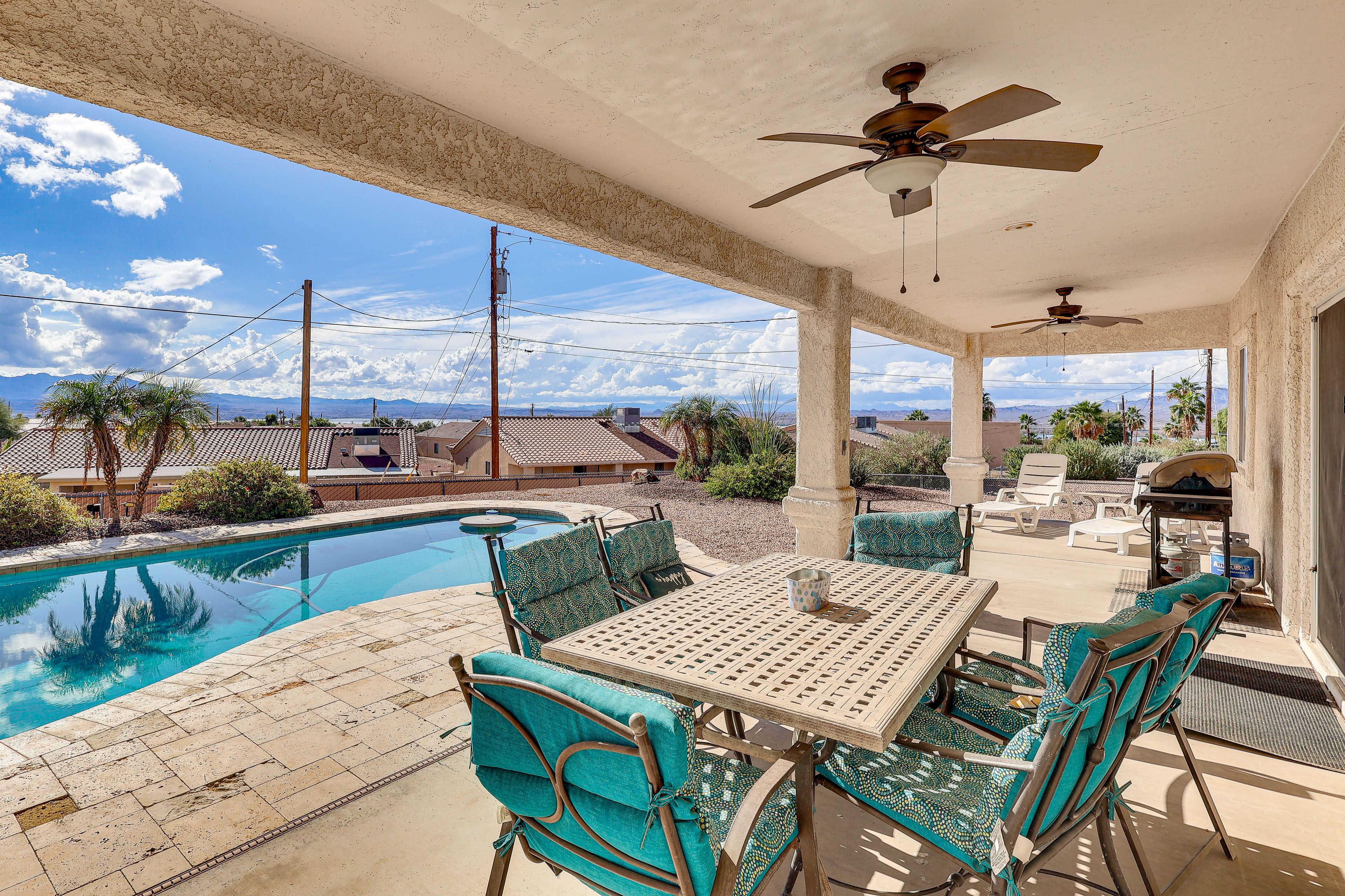 Lake Havasu City Vacation Rental | 3BR | 2BA | 1,670 Sq Ft | 1 Step to Enter
