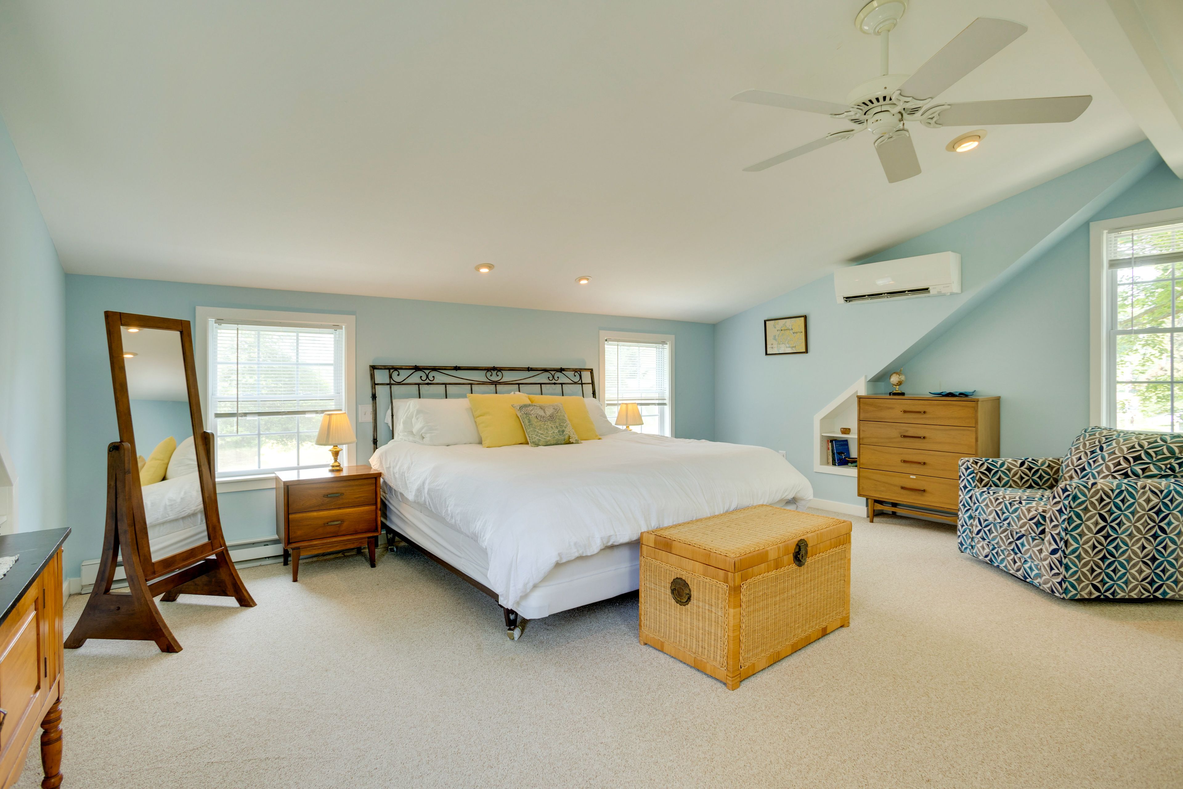 Bedroom 2 | King Bed | Twin Bed | 2nd Floor | Stairs to Access