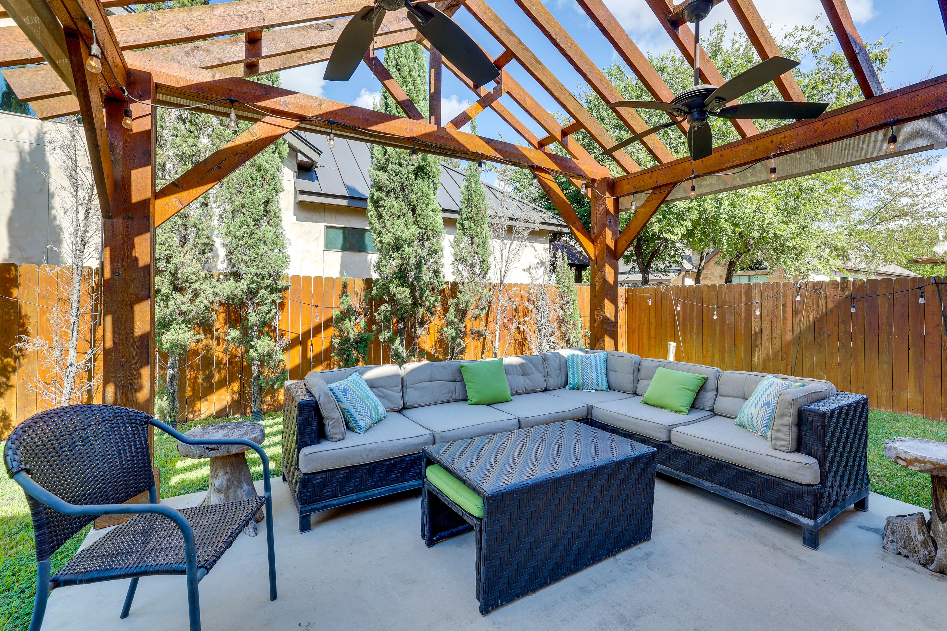 New Braunfels Vacation Rental | 3BR | 2.5BA | 2 Steps to Enter | 2,200 Sq Ft
