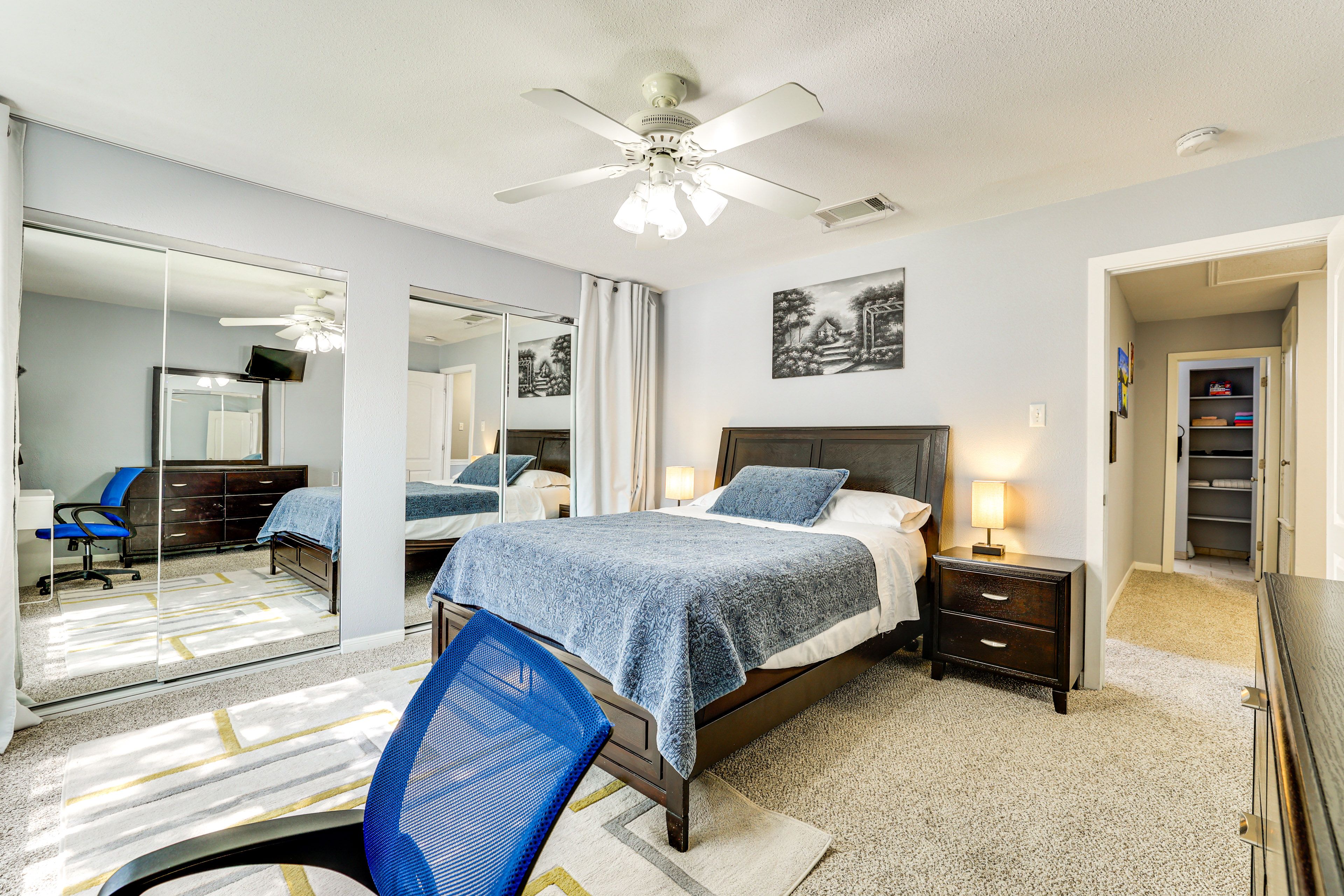 Bedroom 2 | 2nd Floor | Queen Bed