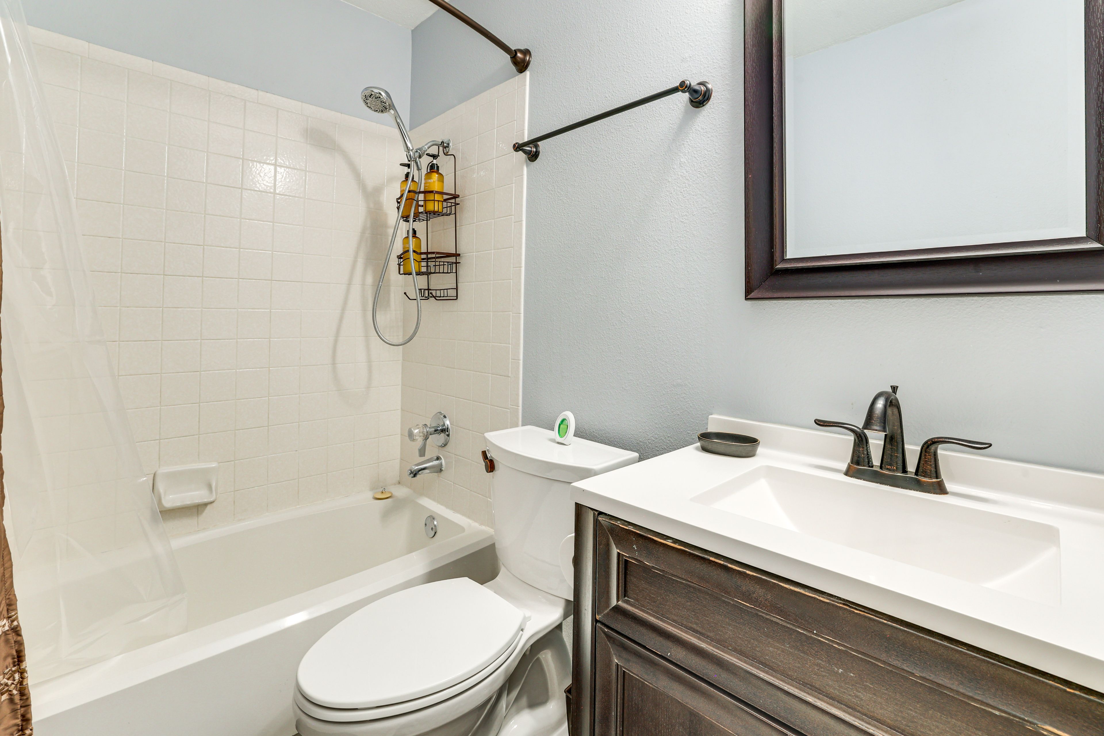 Full Bathroom | 2nd Floor