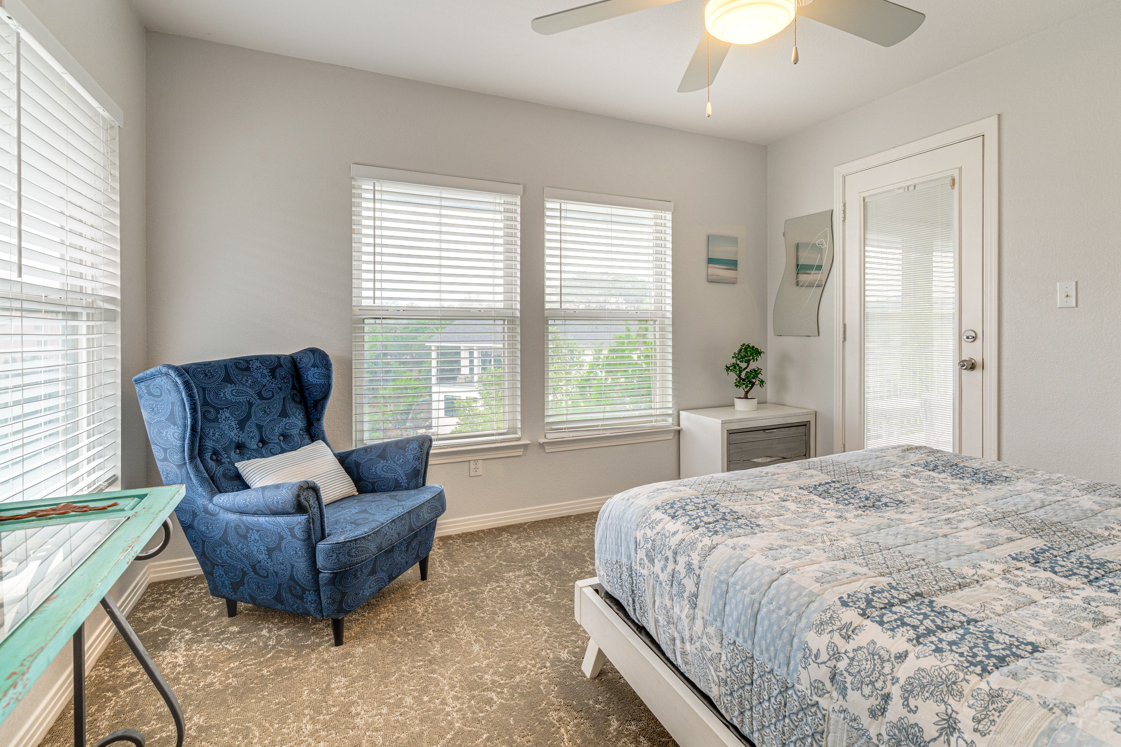 Bedroom 2 | 2nd Floor | Queen Bed