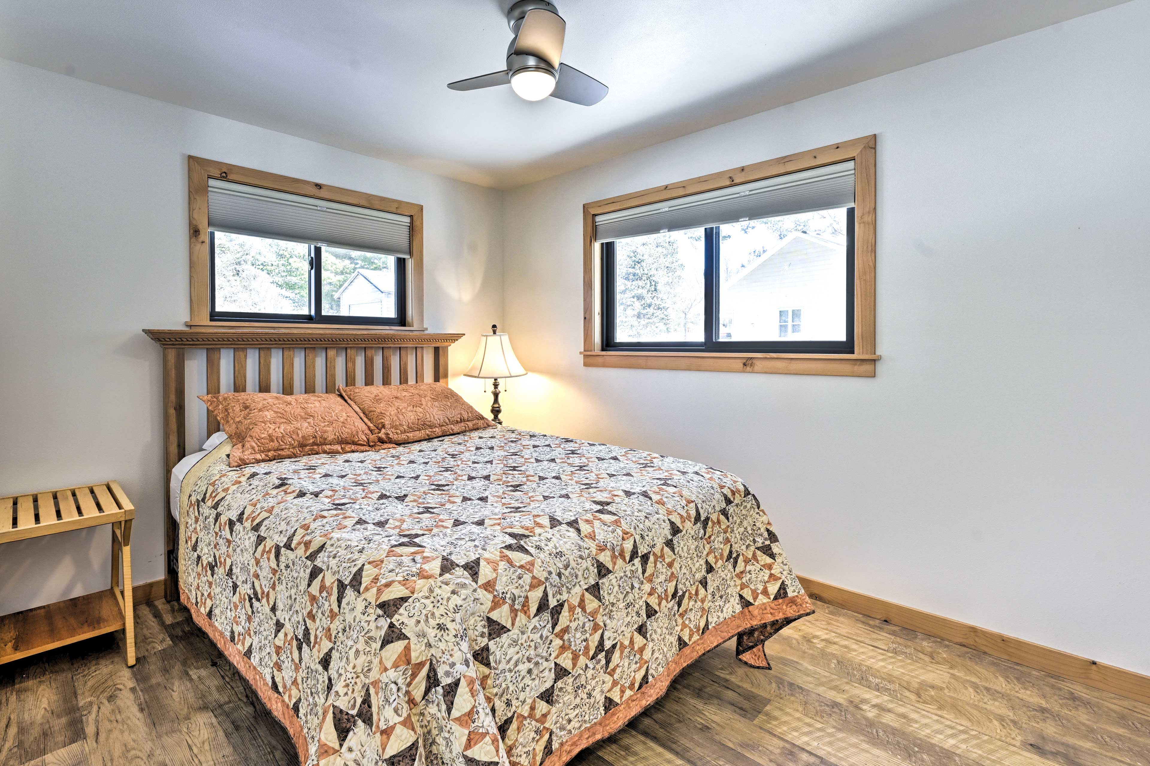 Bedroom 1 | Queen Bed | 2nd Floor
