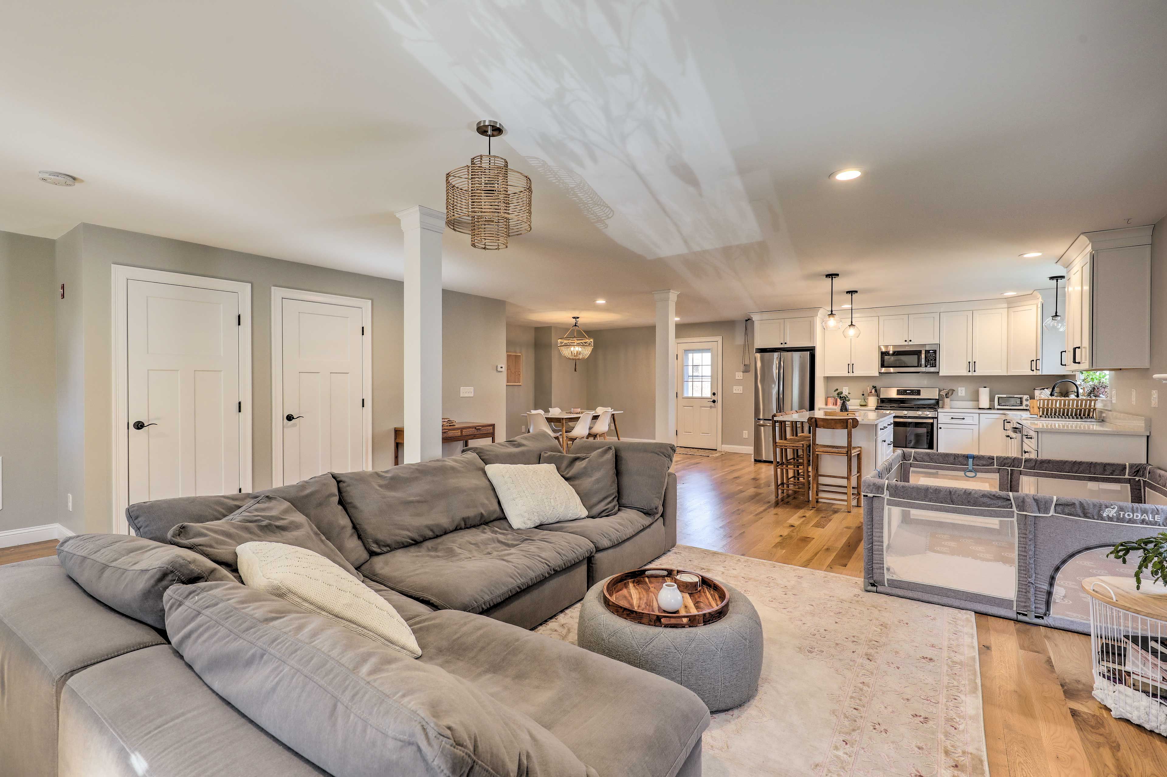 Living Room | Fireplace