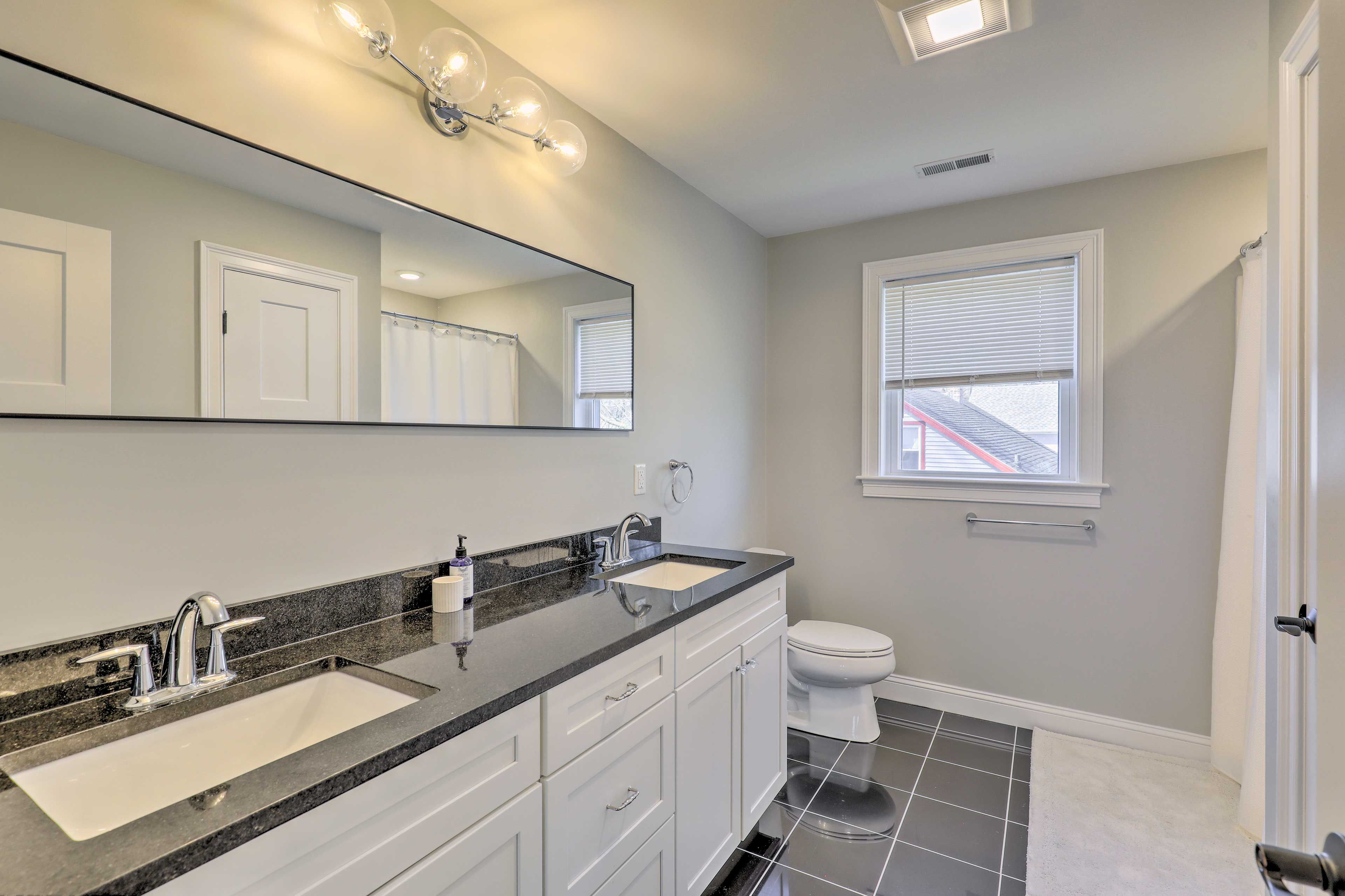 Full Bathroom