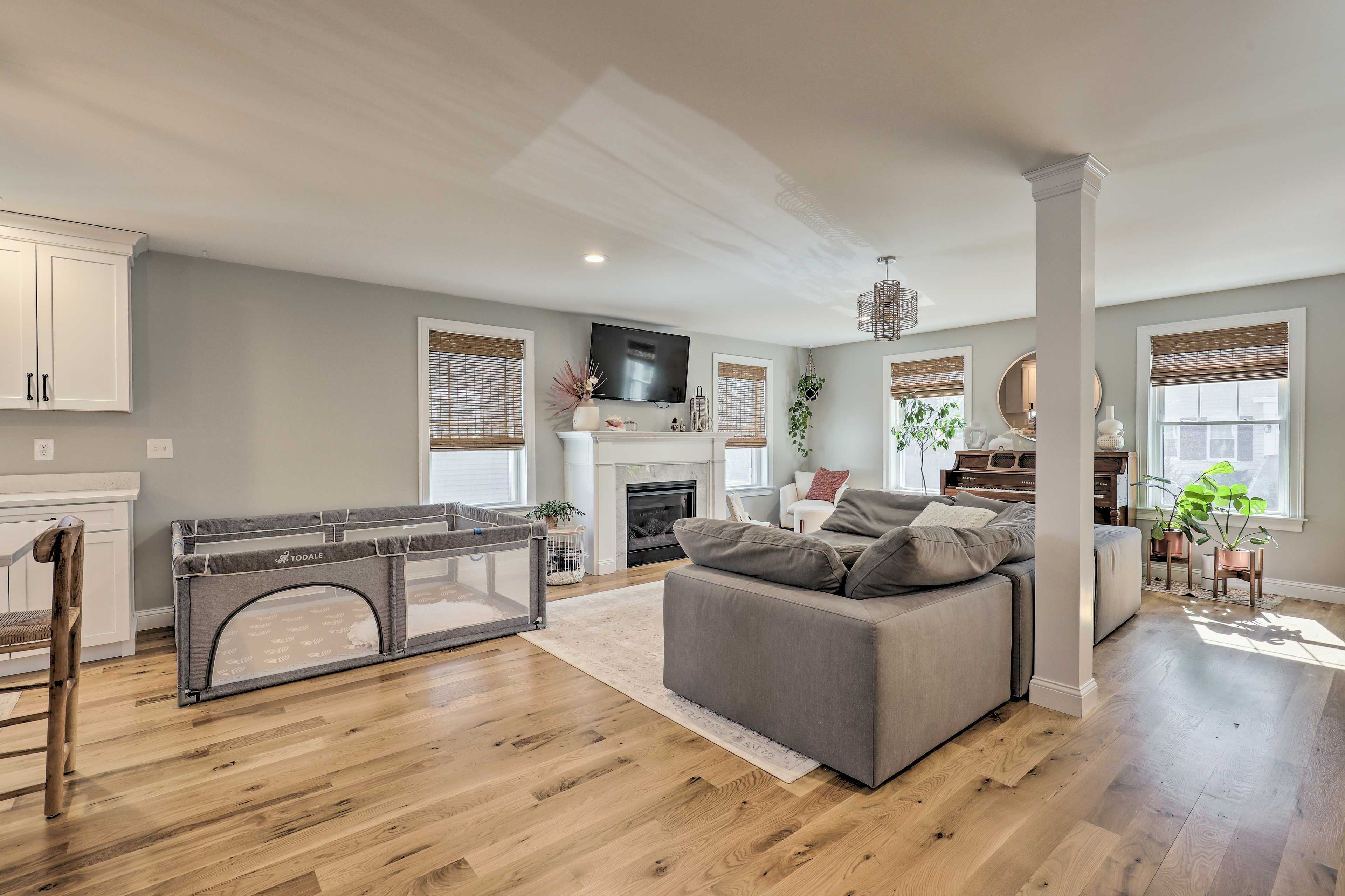 Living Room | Smart TV