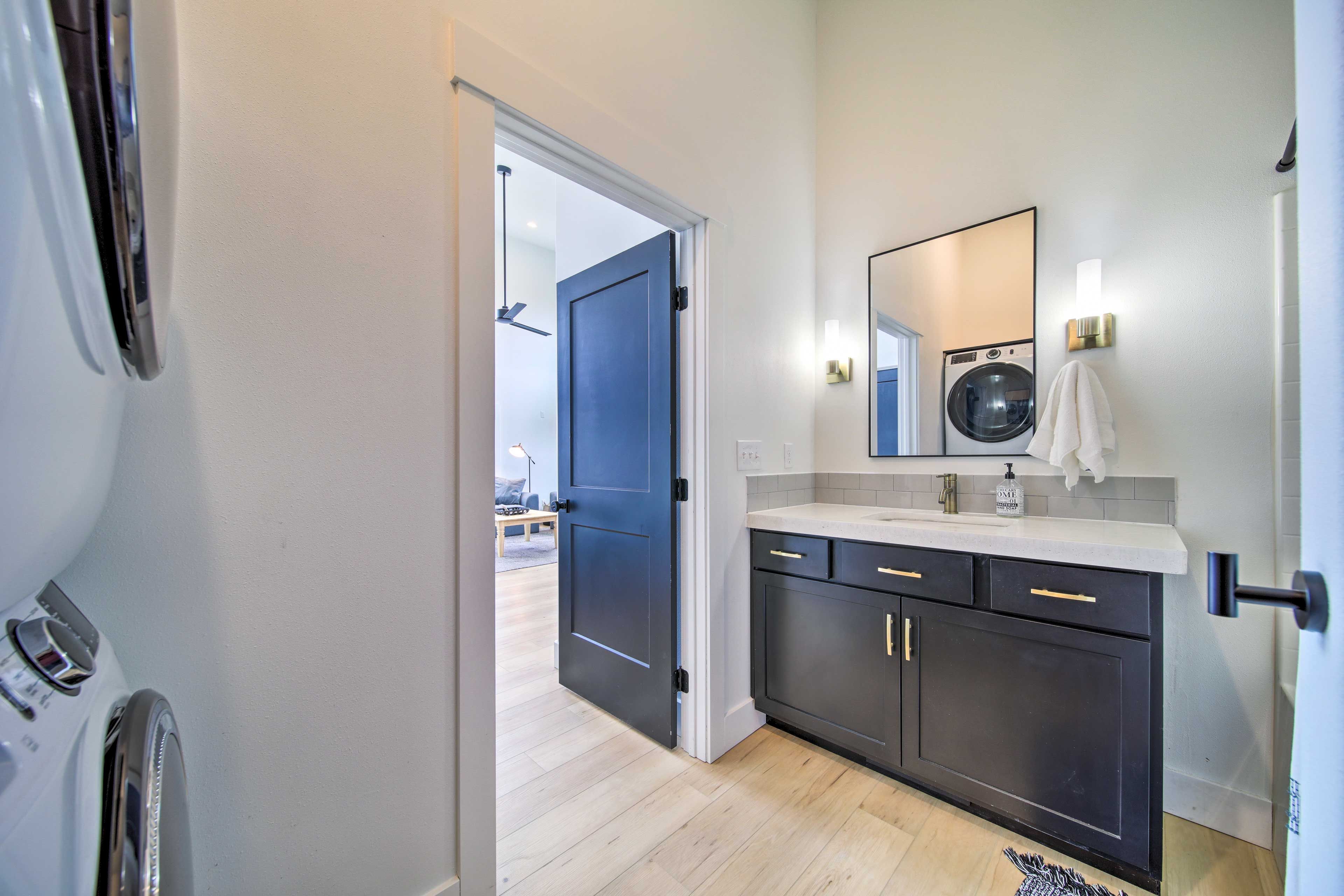 Full Bathroom