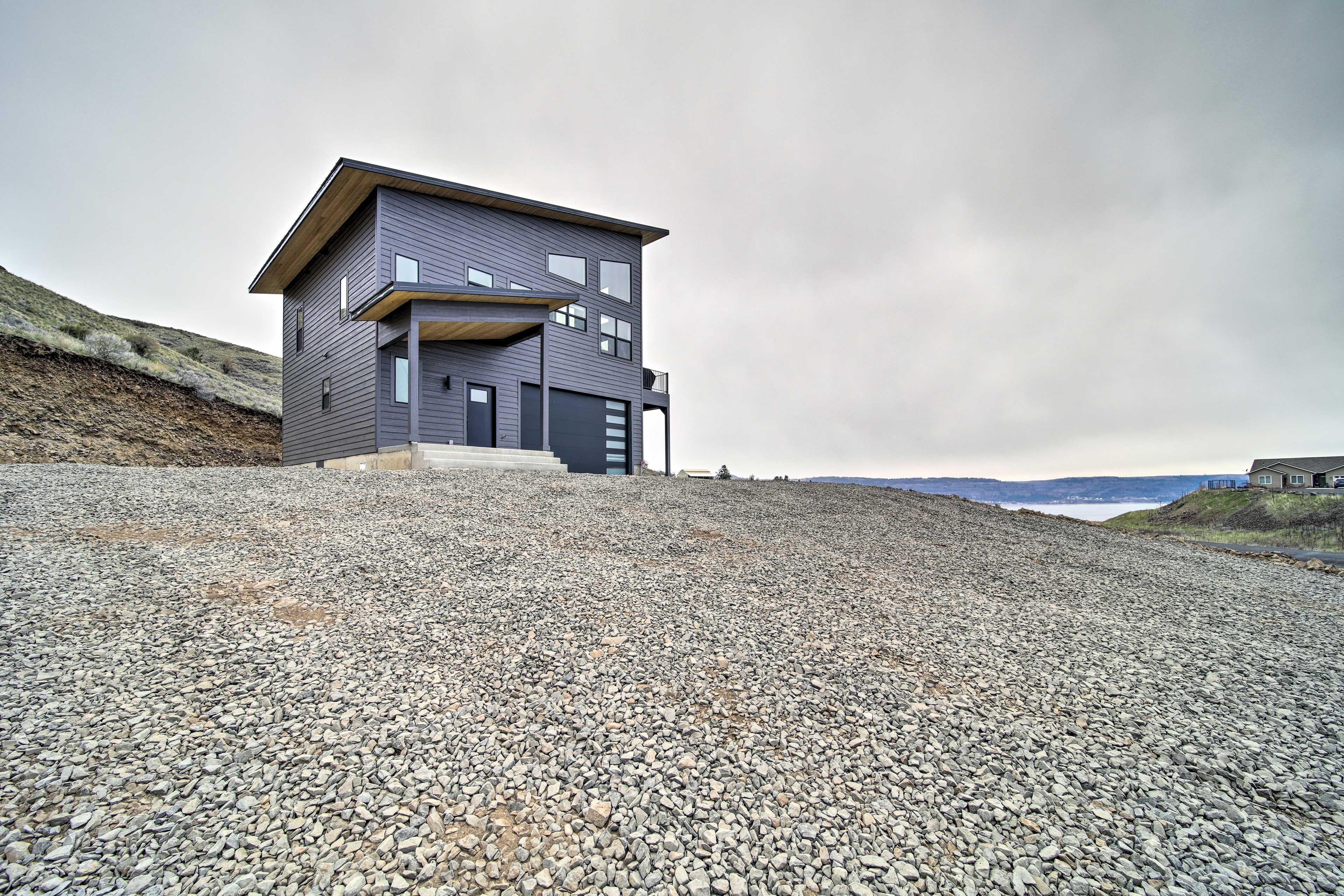 Front Exterior | Water View | New Construction