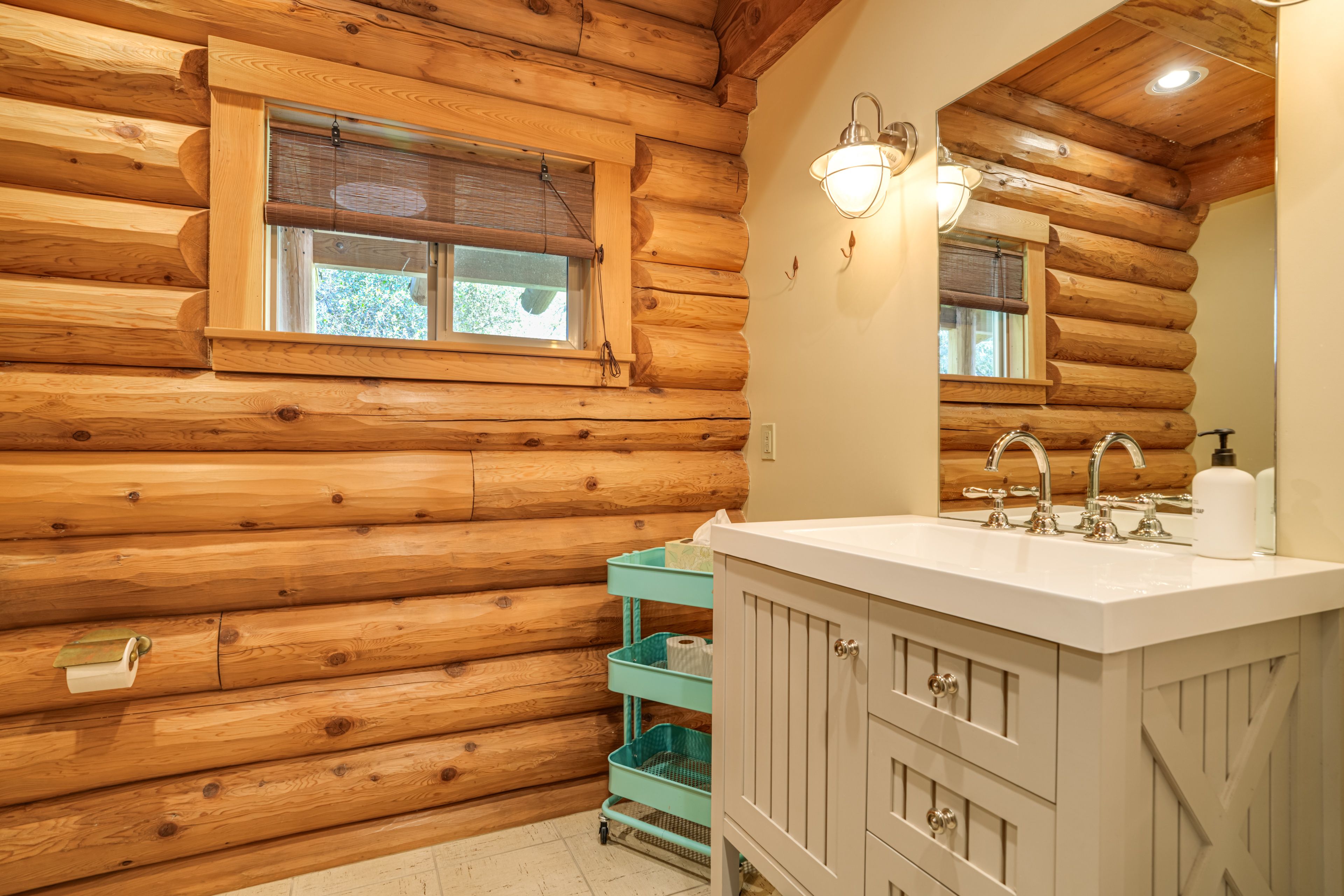 Full Bathroom | Washer & Dryer | 1st Floor