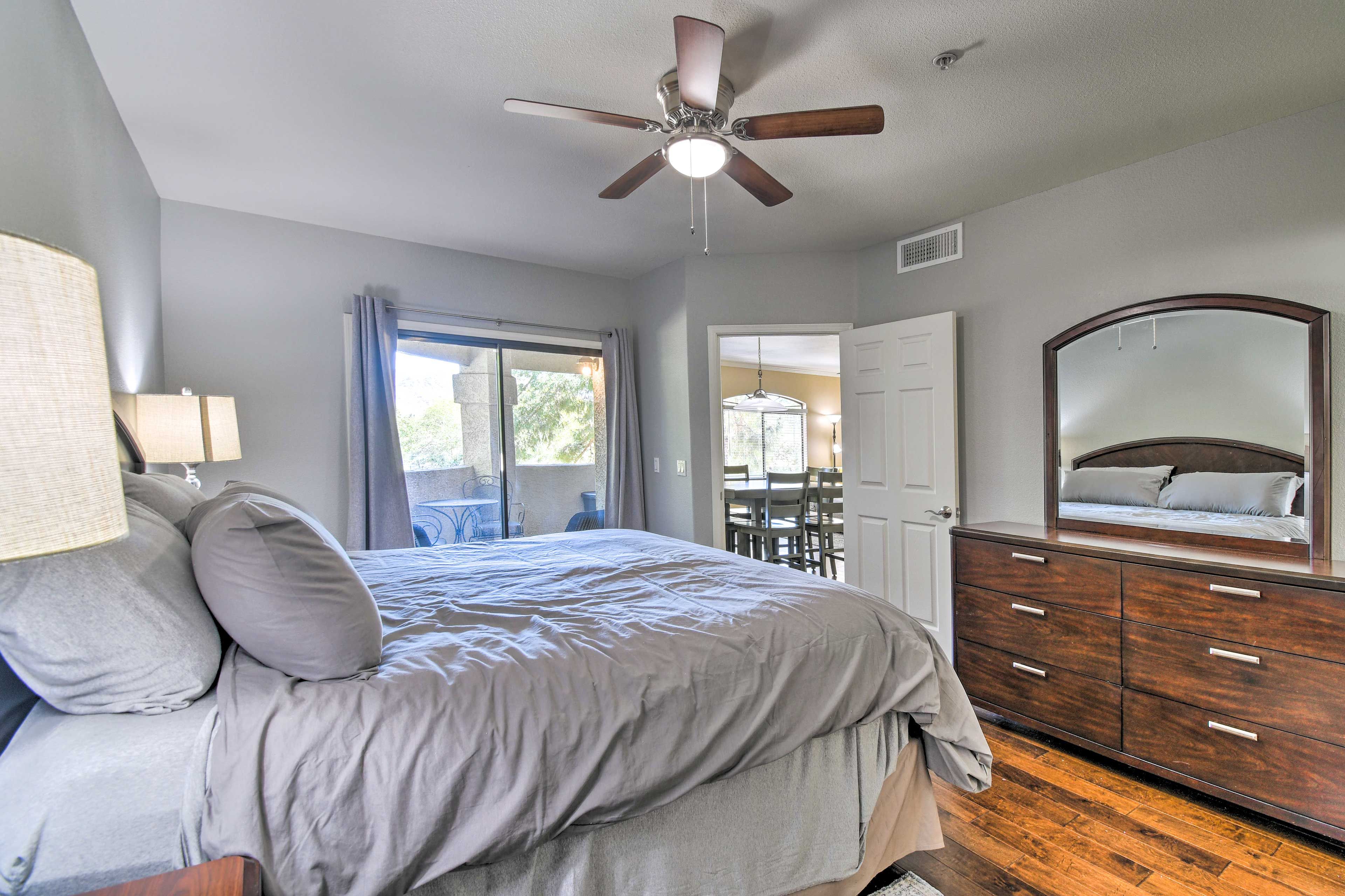 Bedroom 1 | Linens & Towels