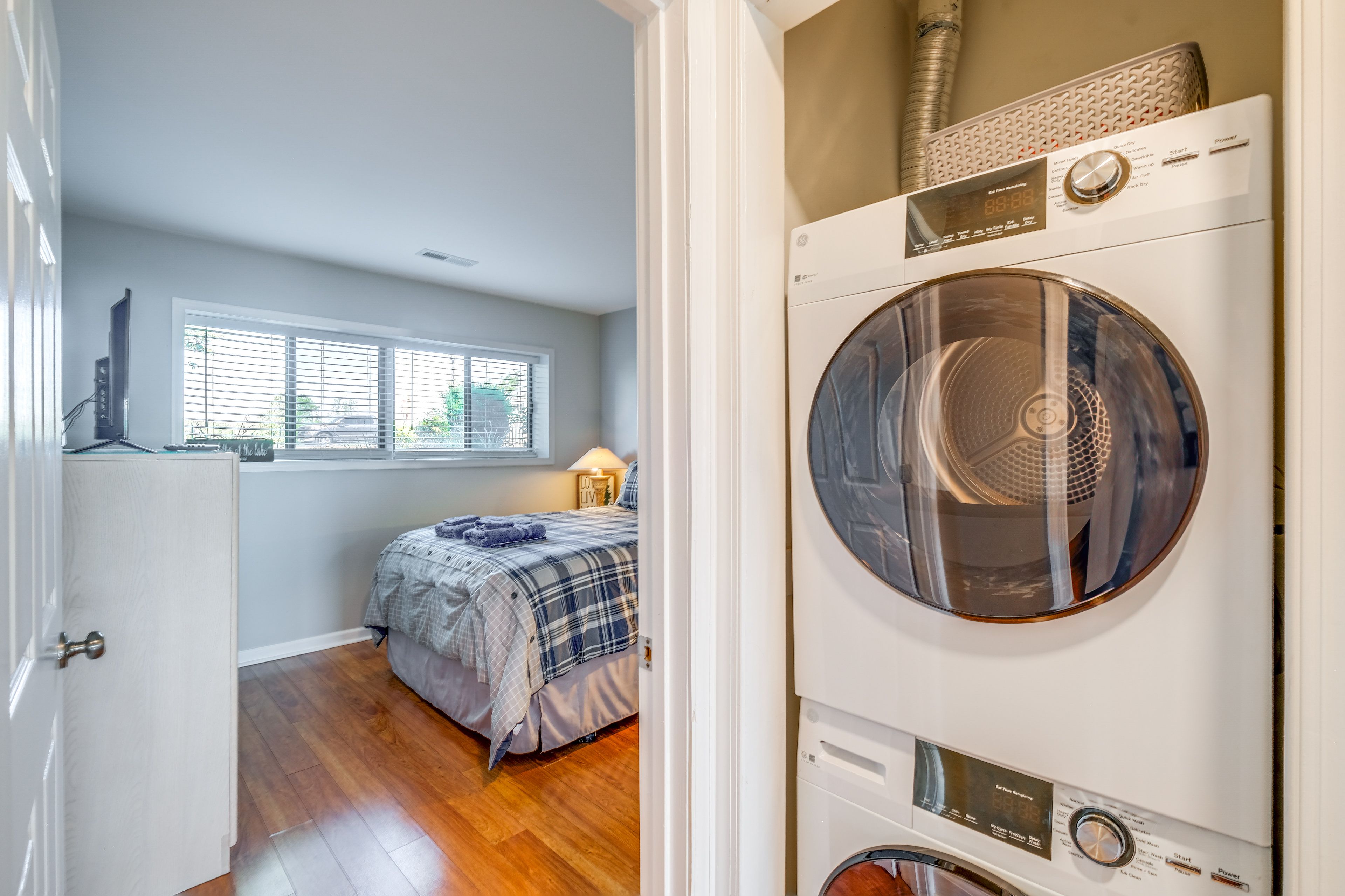 Washer & Dryer