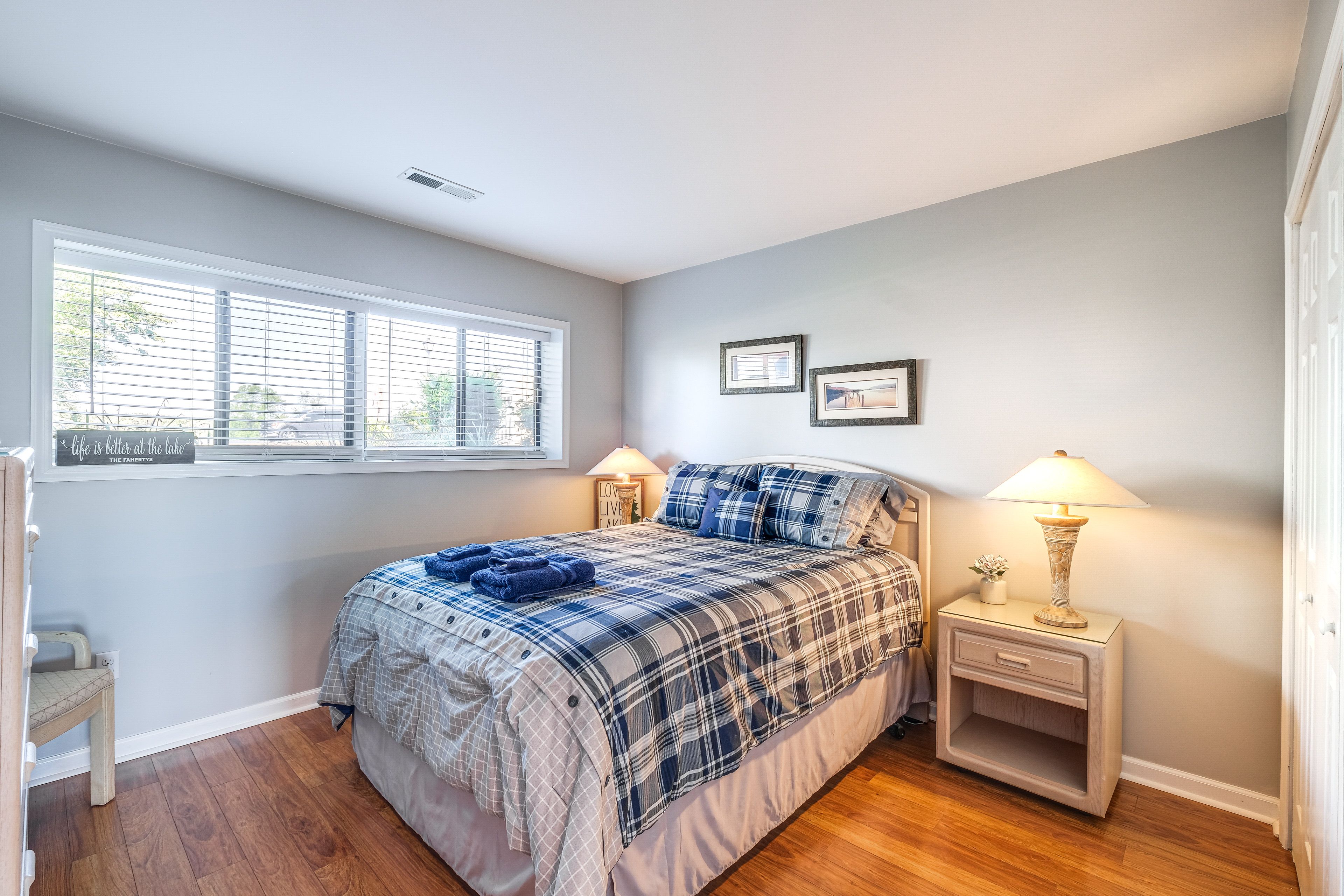 Bedroom 2 | Queen Bed
