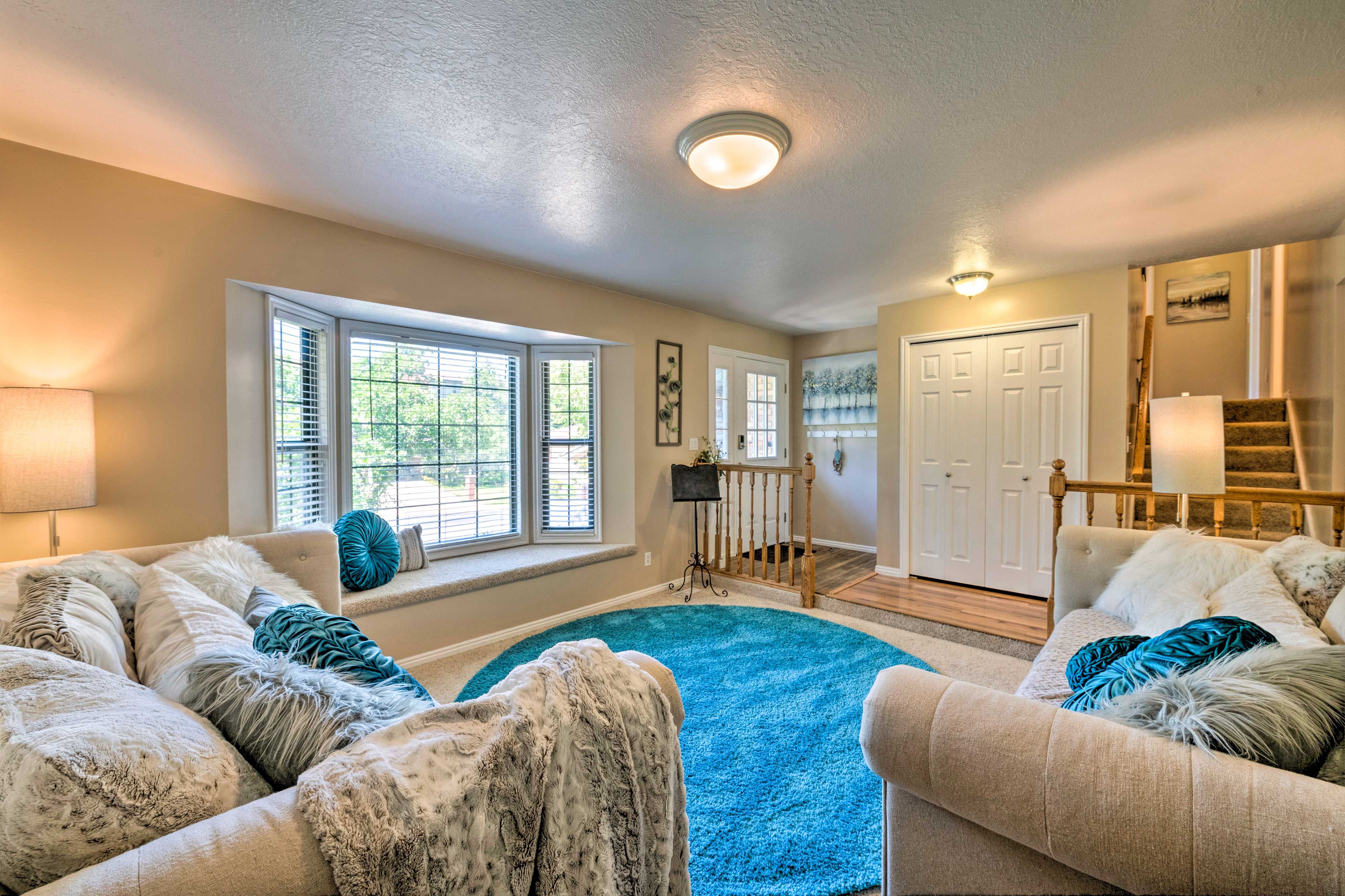 Upper Living Room | 2 Twin Daybeds w/ 2 Twin Trundles | 2nd Floor