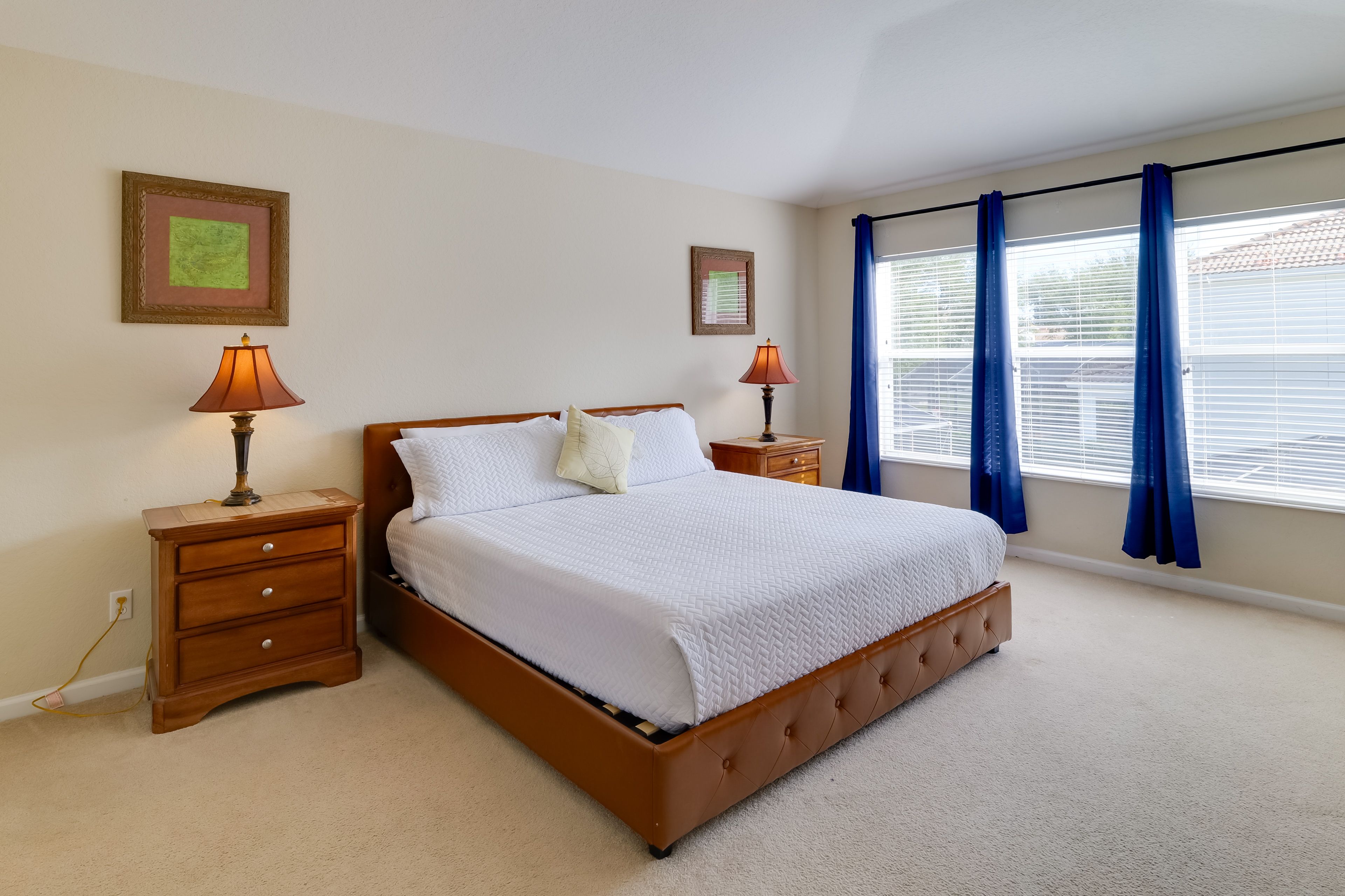 Bedroom 1 | King Bed | Smart TV | 2nd Floor