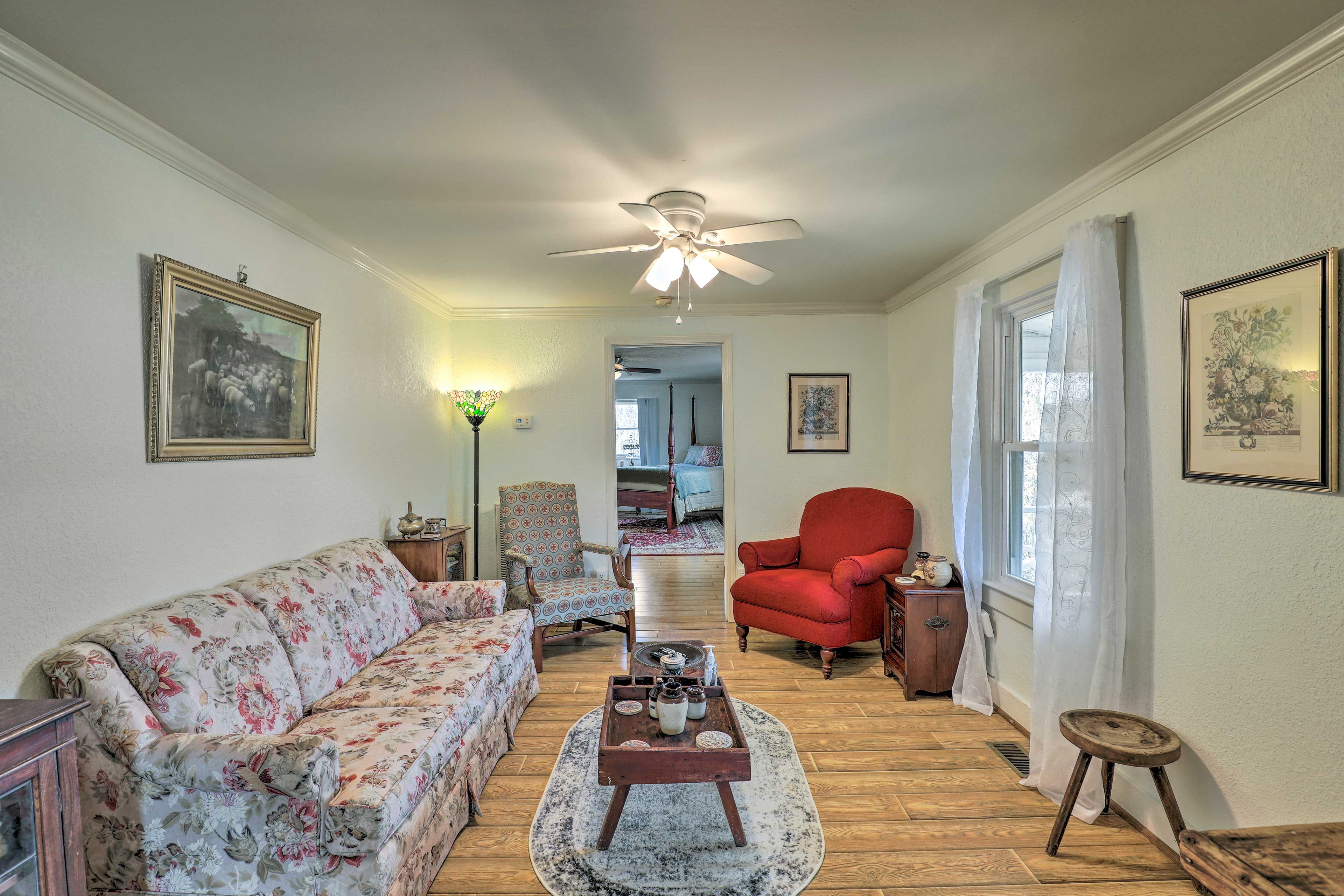 Additional Living Room | Free WiFi