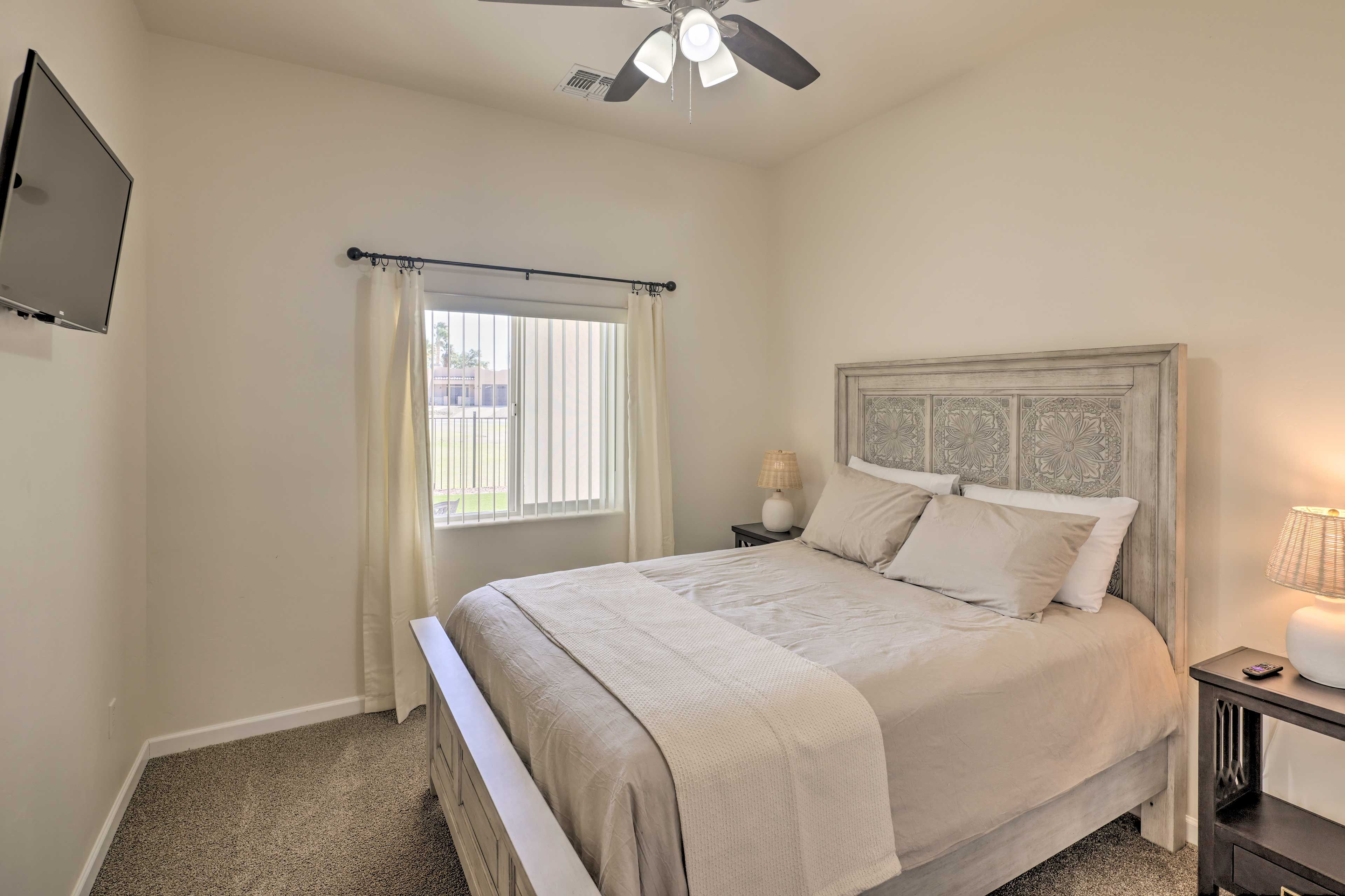 Bedroom 2 | Queen Bed | Smart TV w/ Cable