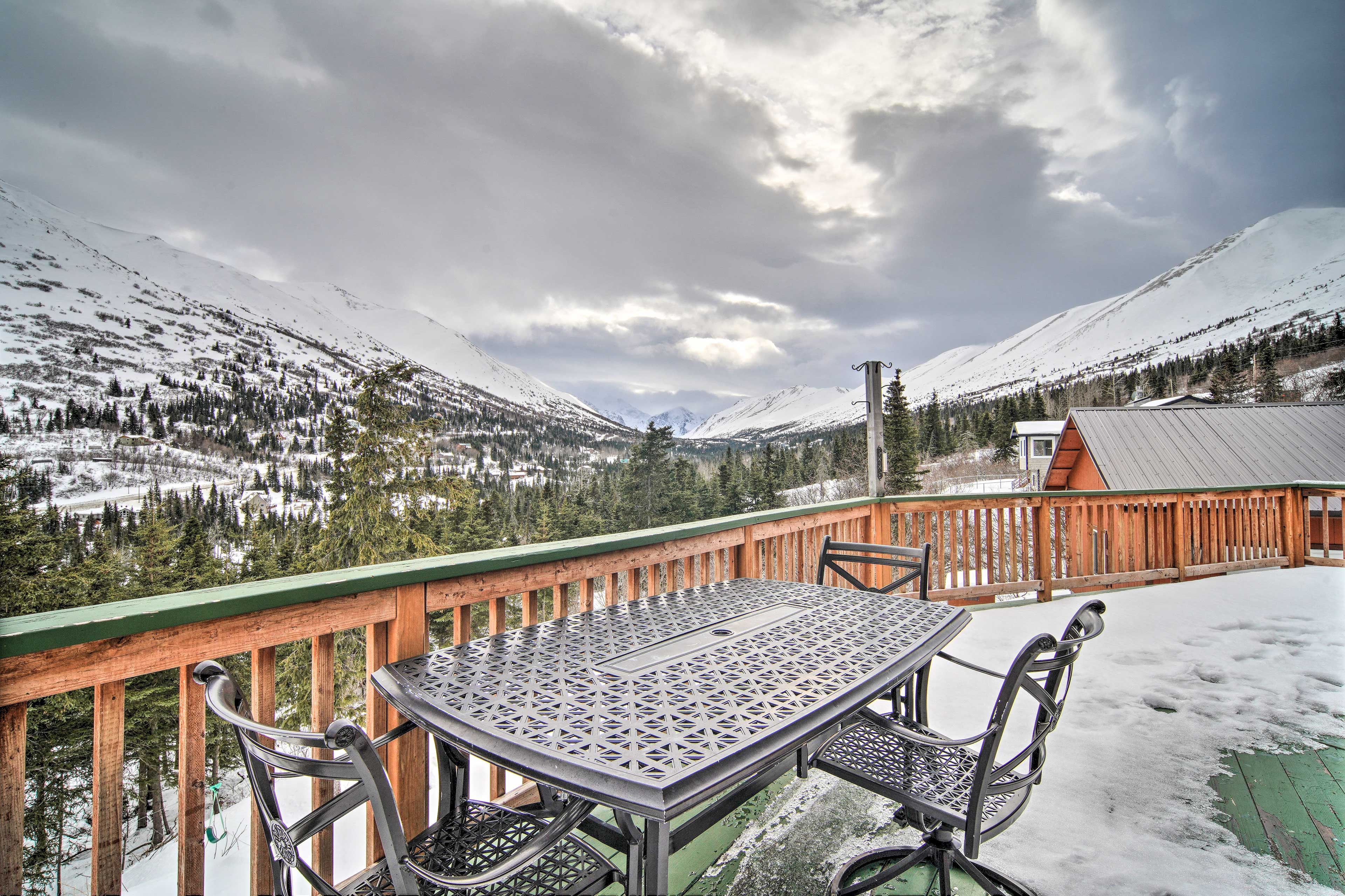 Wraparound Deck | Gas Grill | Private Hot Tub