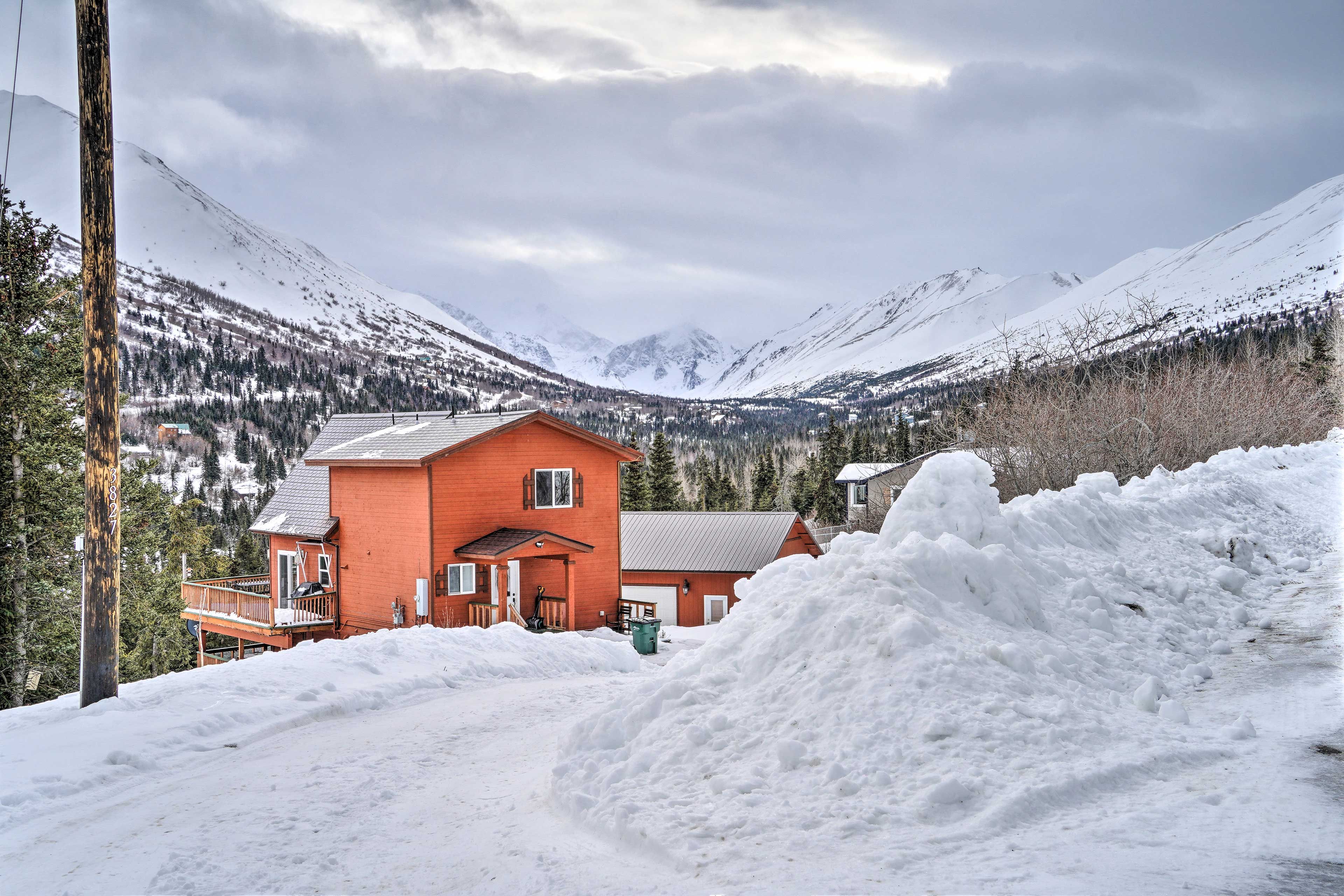 Home Exterior | 4WD Recommended in Winter