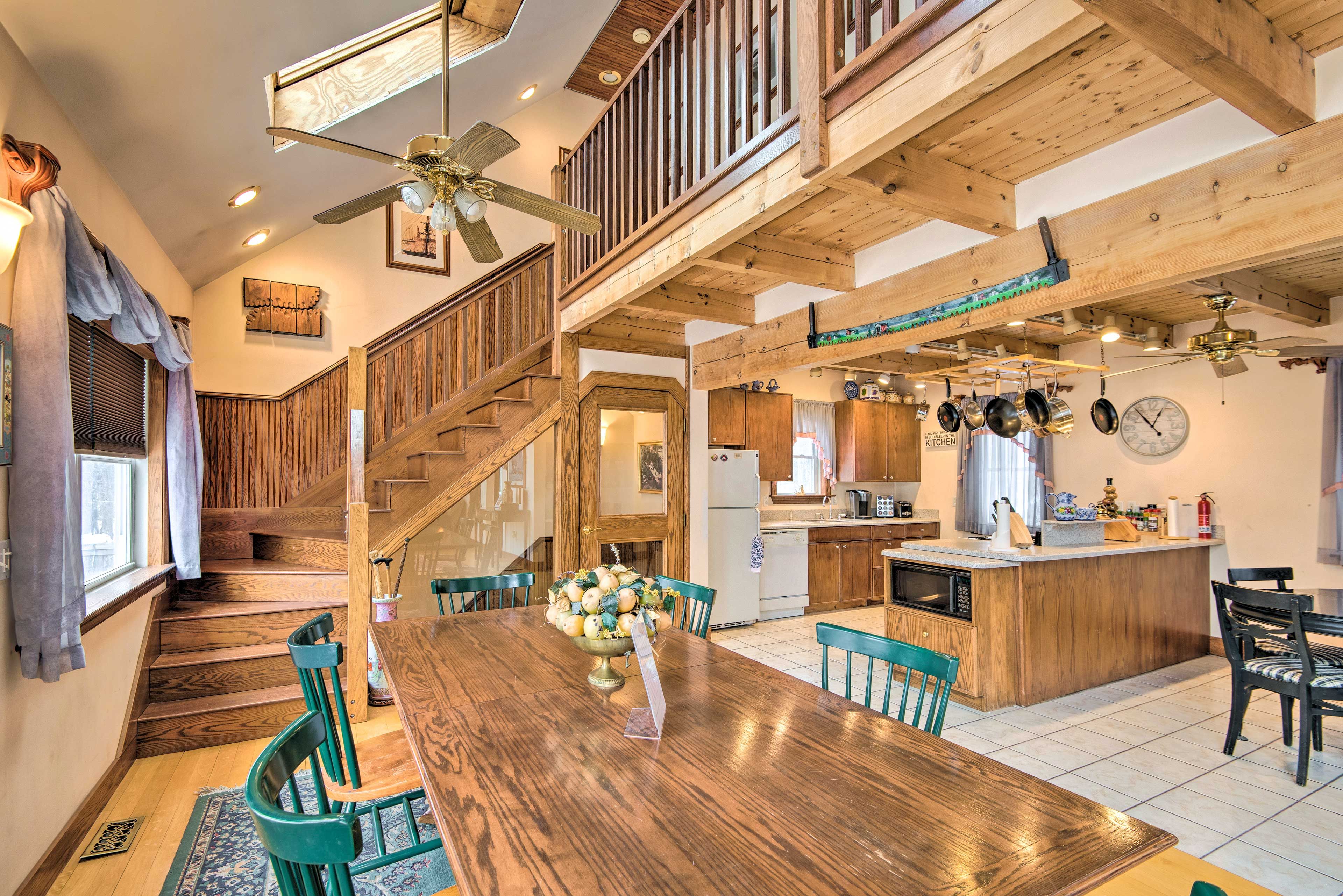 Dining Area | Main Floor