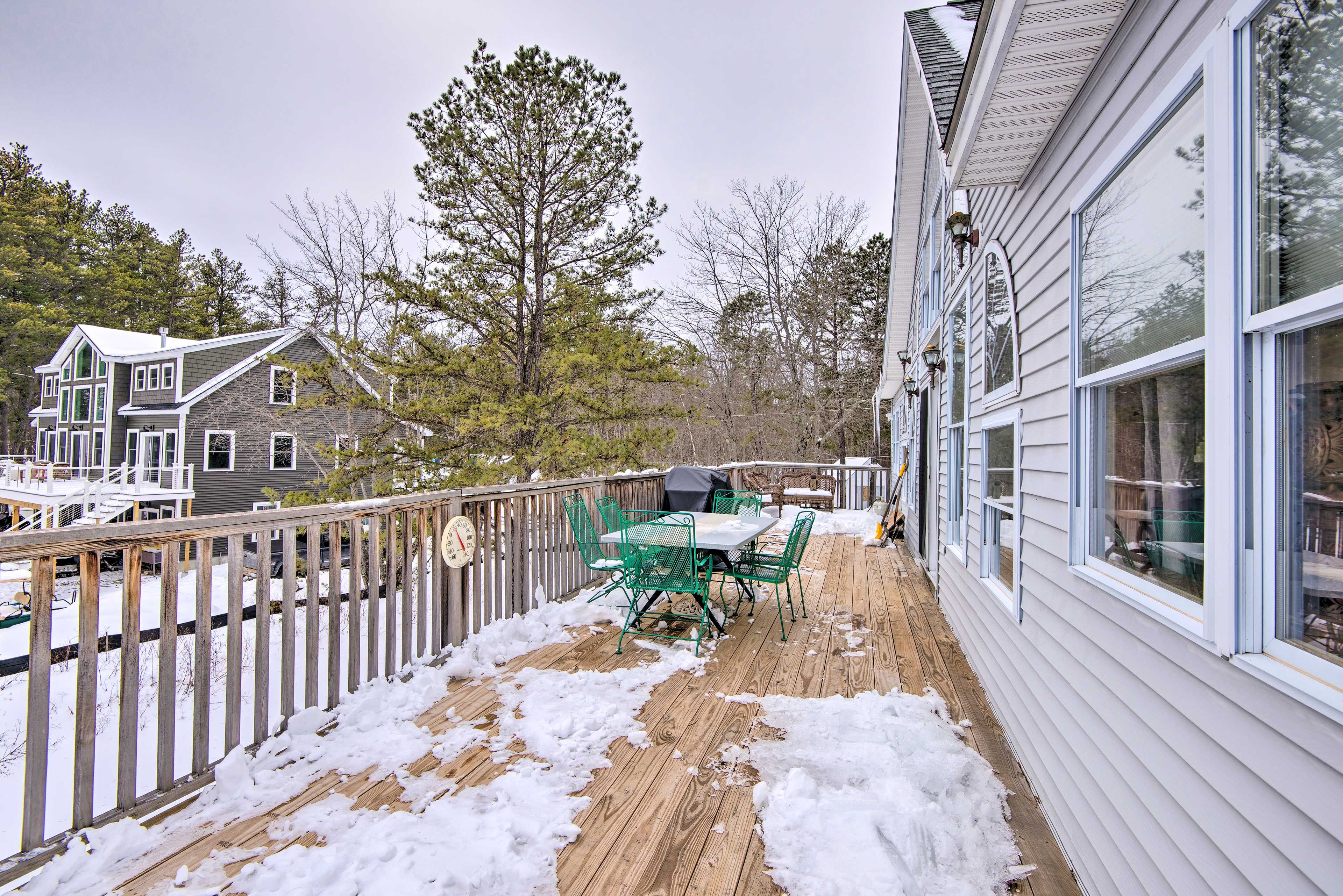 Deck | Stairs Required