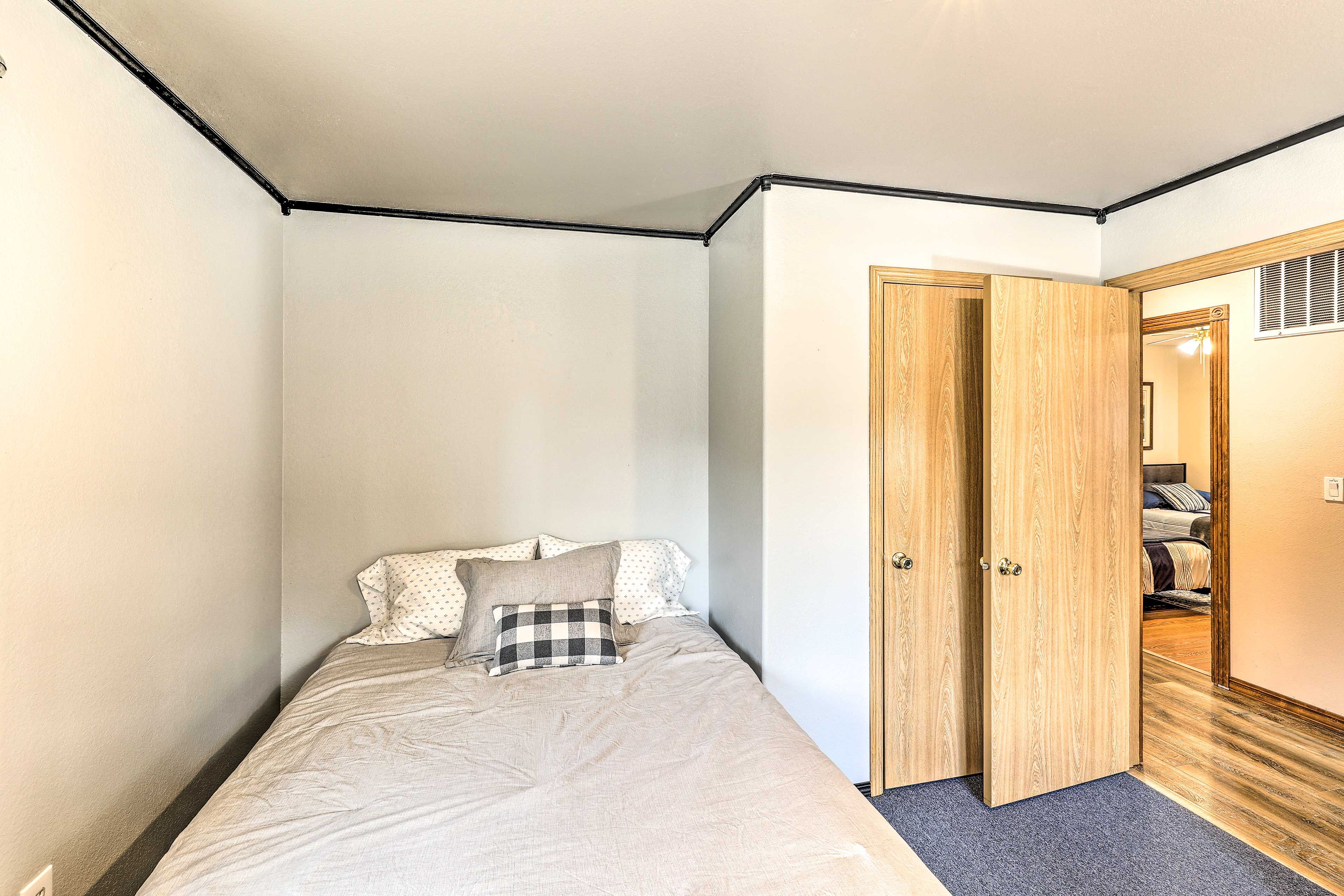 Bedroom 5 | Full Bed | Twin Bed | 2nd Floor | Stairs Required