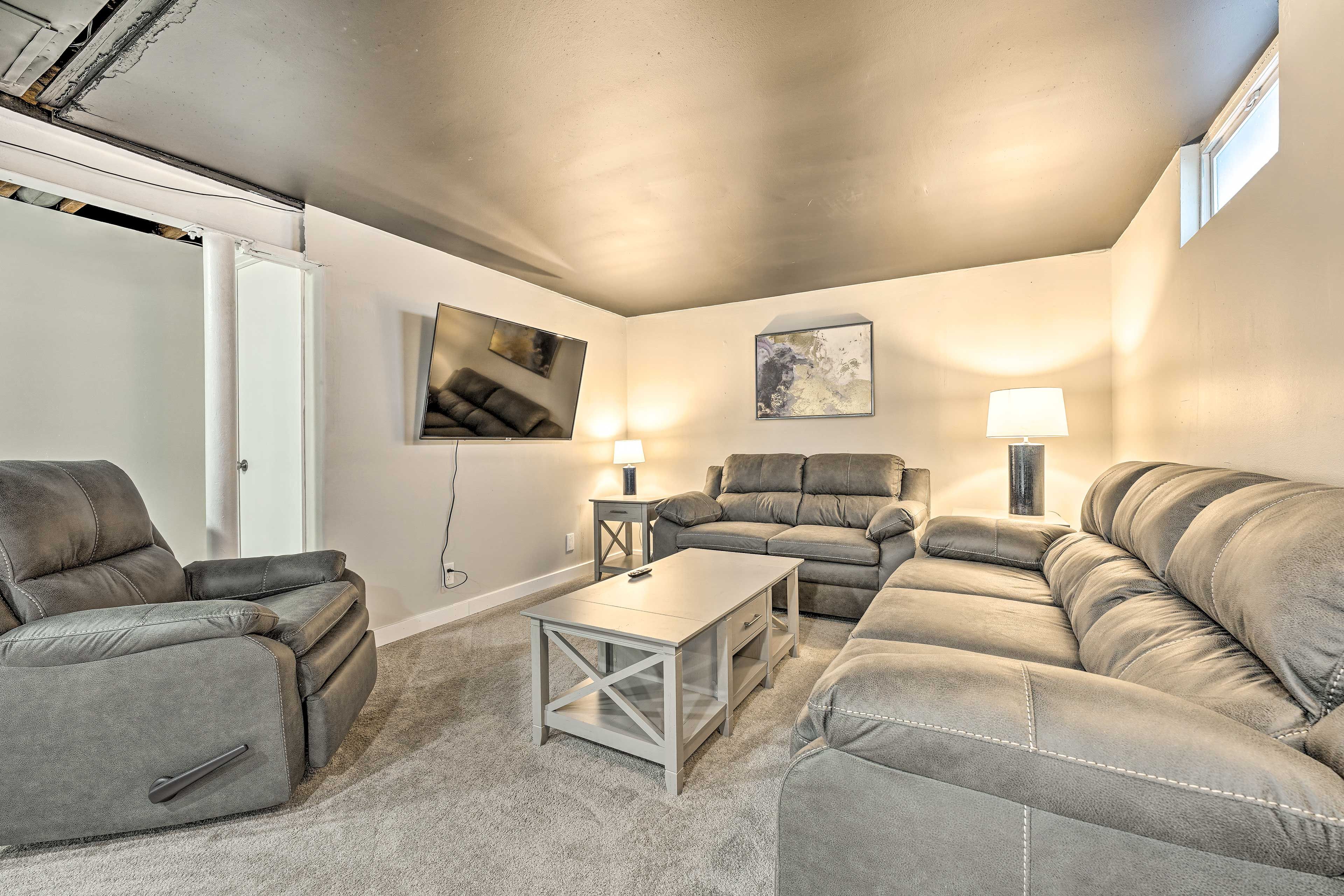Living Room | Smart TV