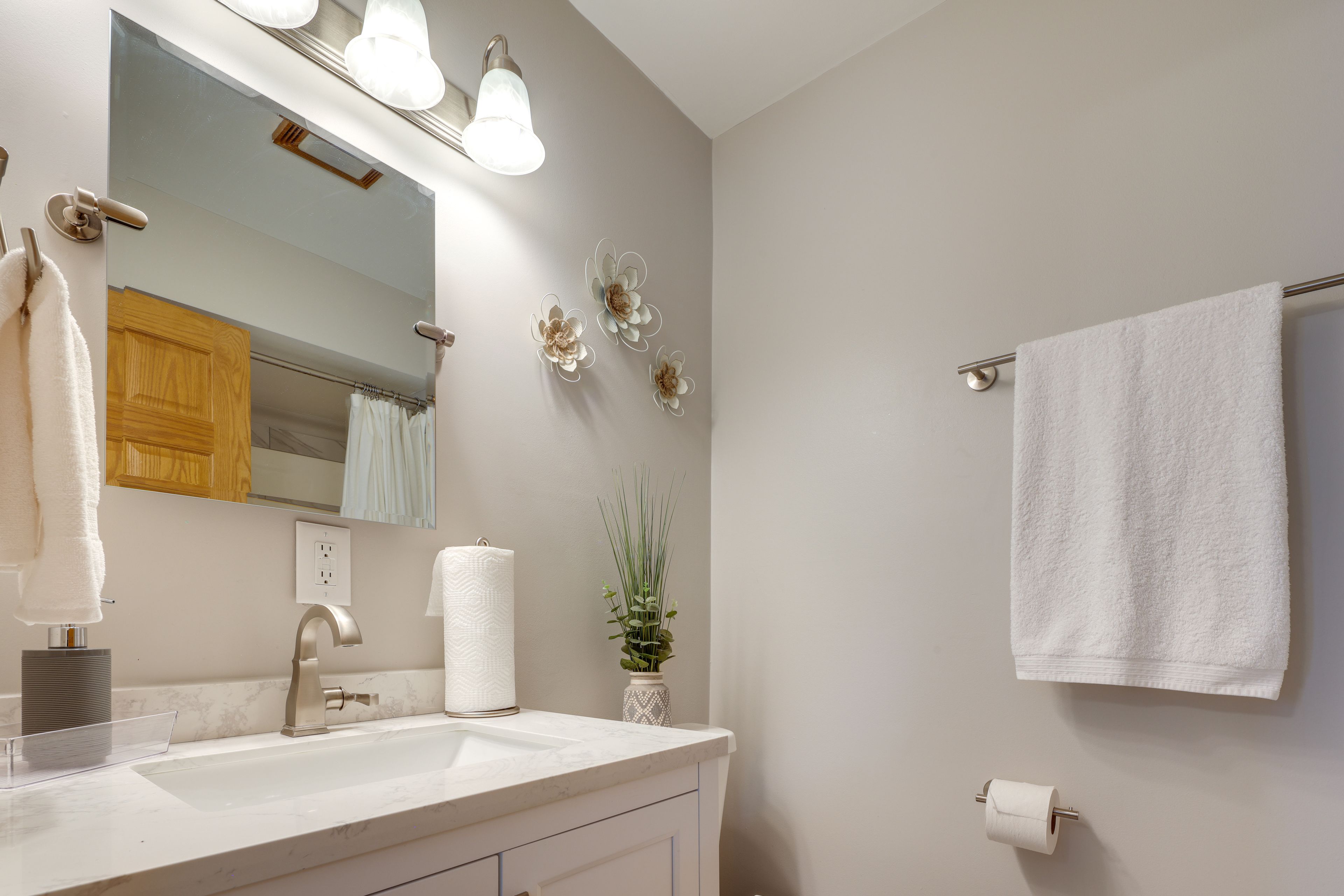 En-Suite Bathroom | Complimentary Toiletries