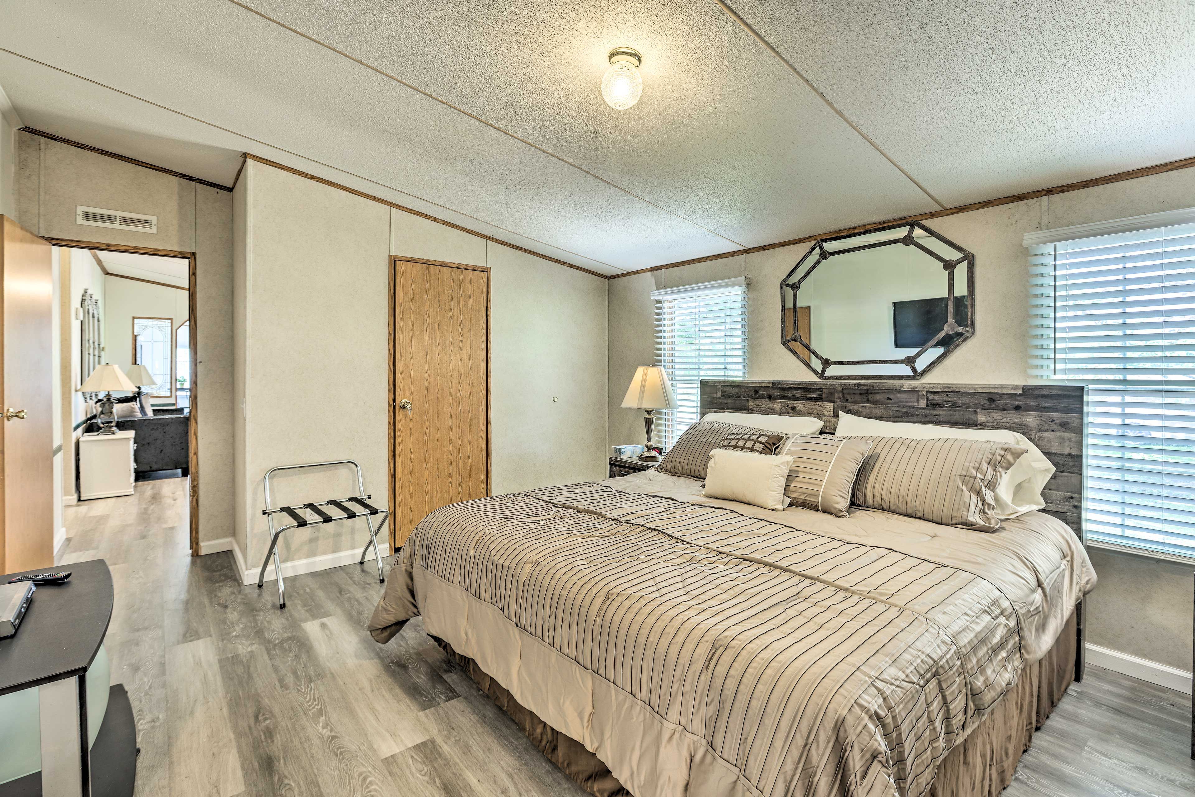 Bedroom 1 | Linens Provided