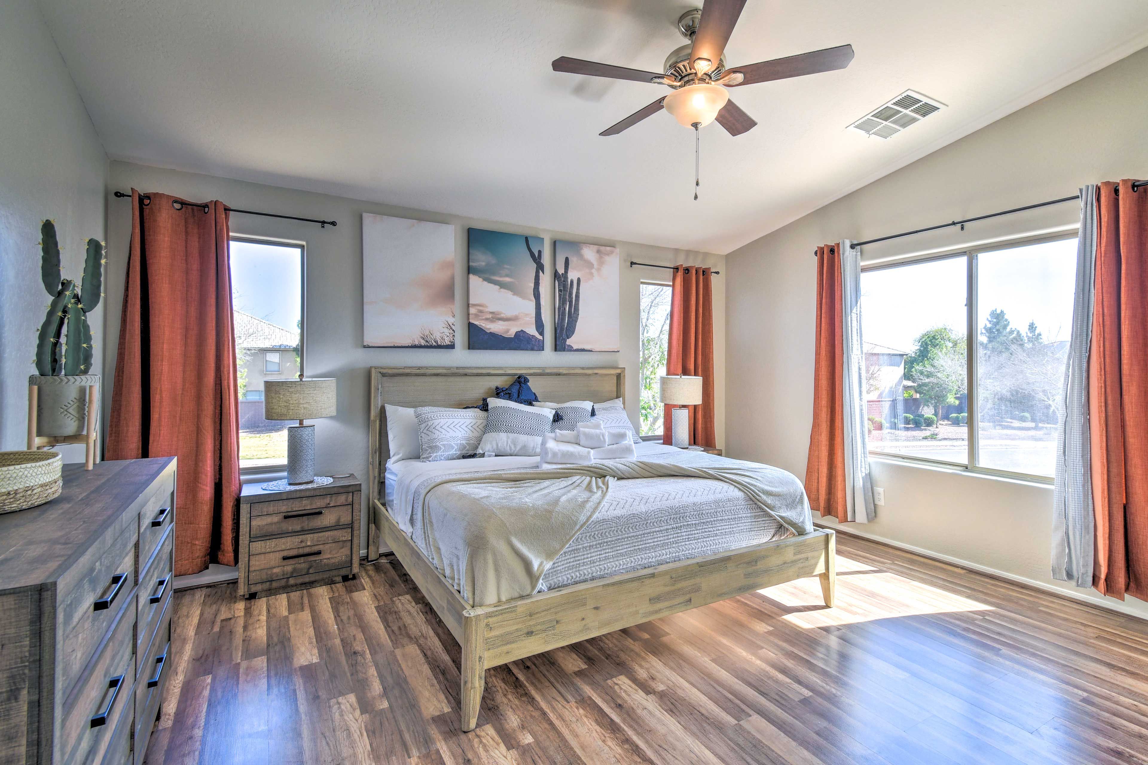 Bedroom 1 | King Bed | Upstairs