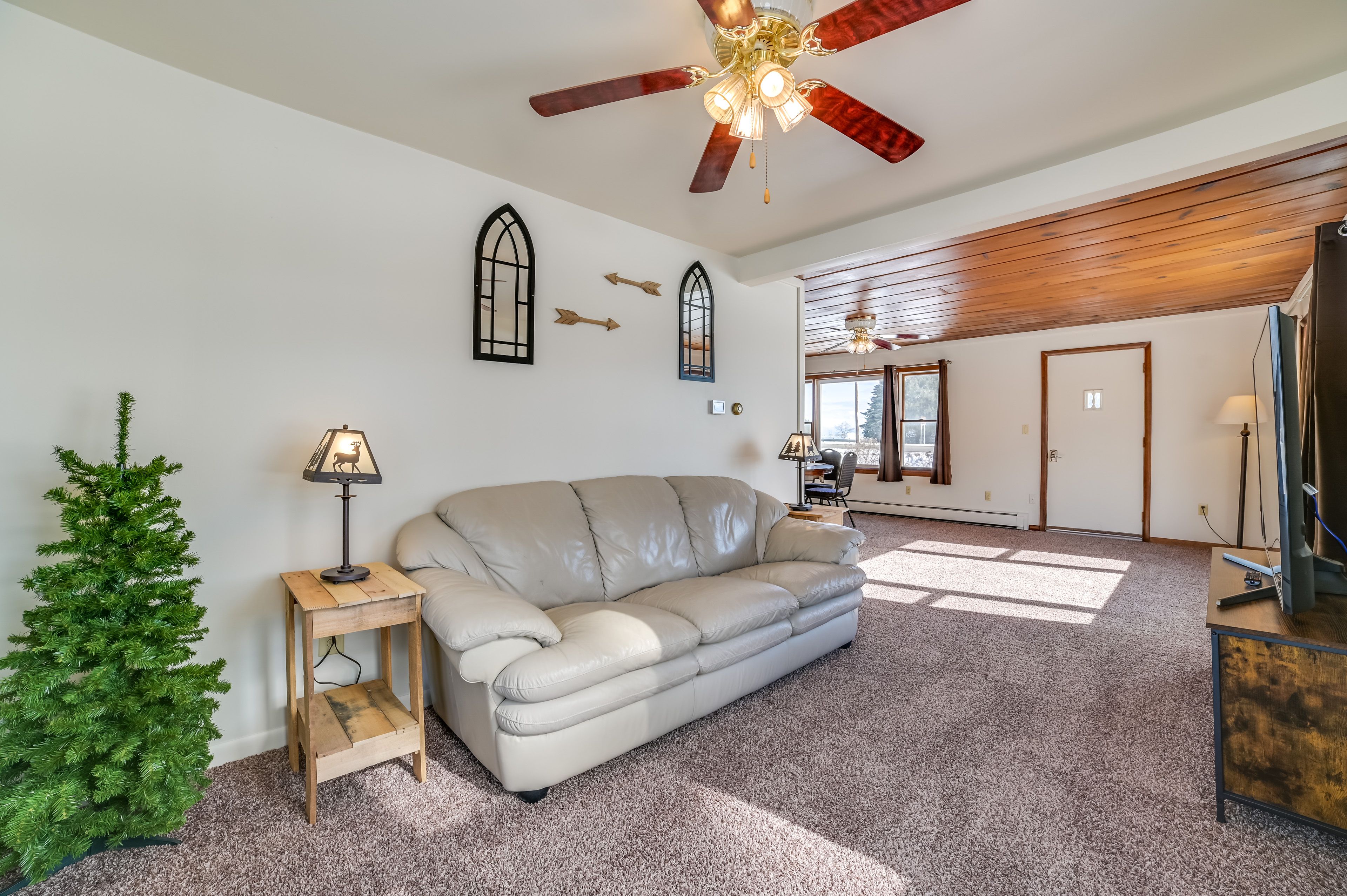 Living Room | Smart TV