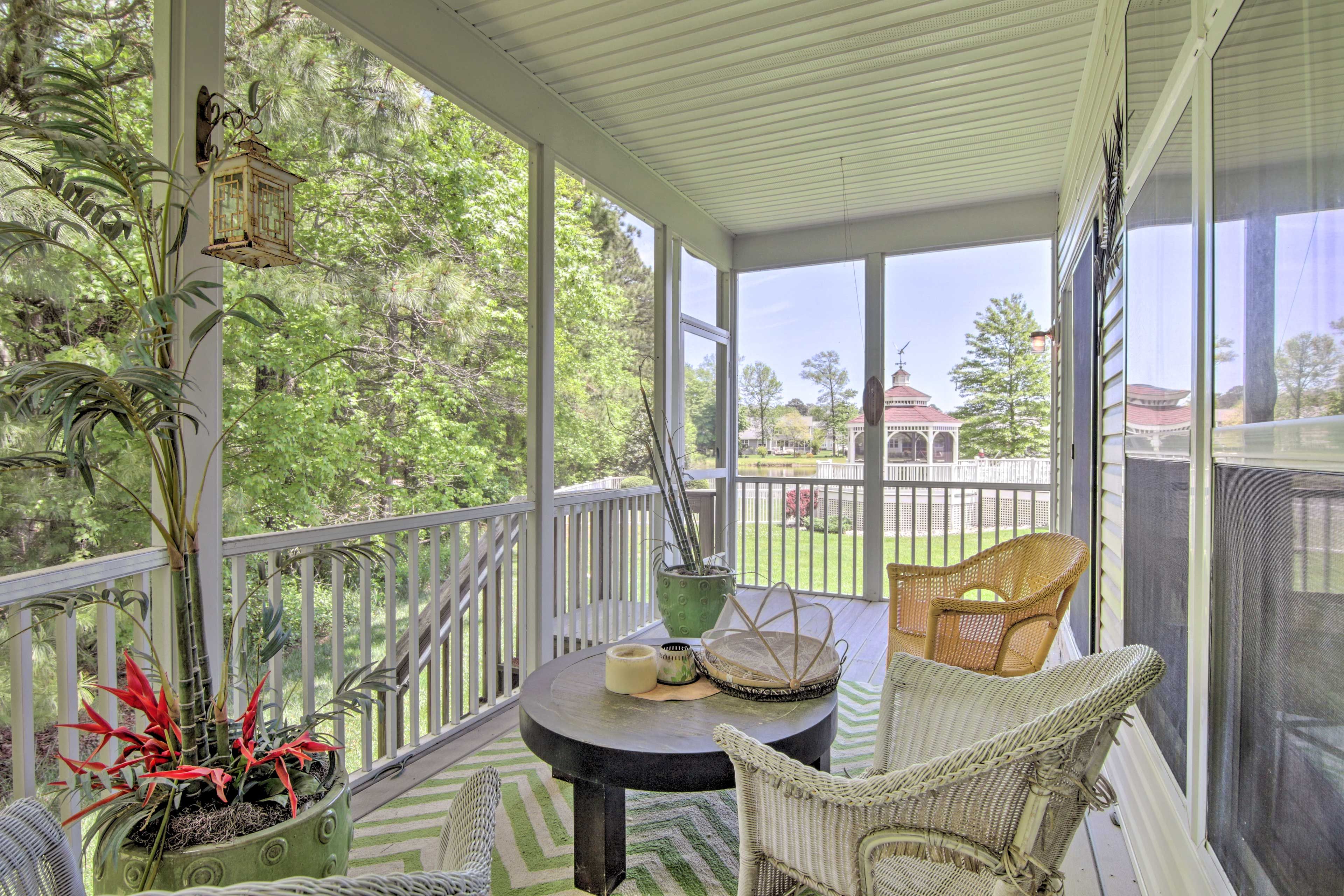 Screened-In Porch