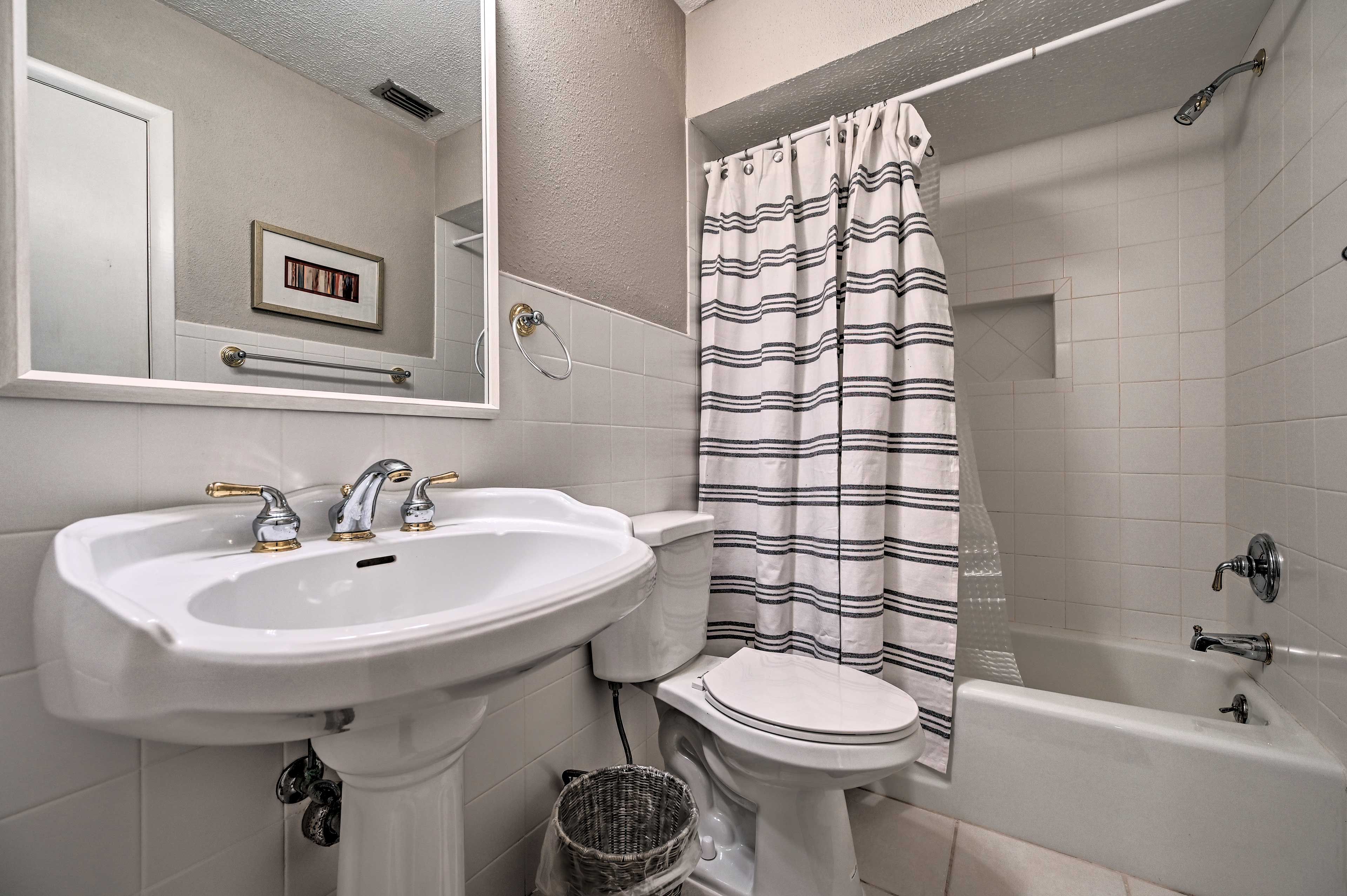 Full Bathroom