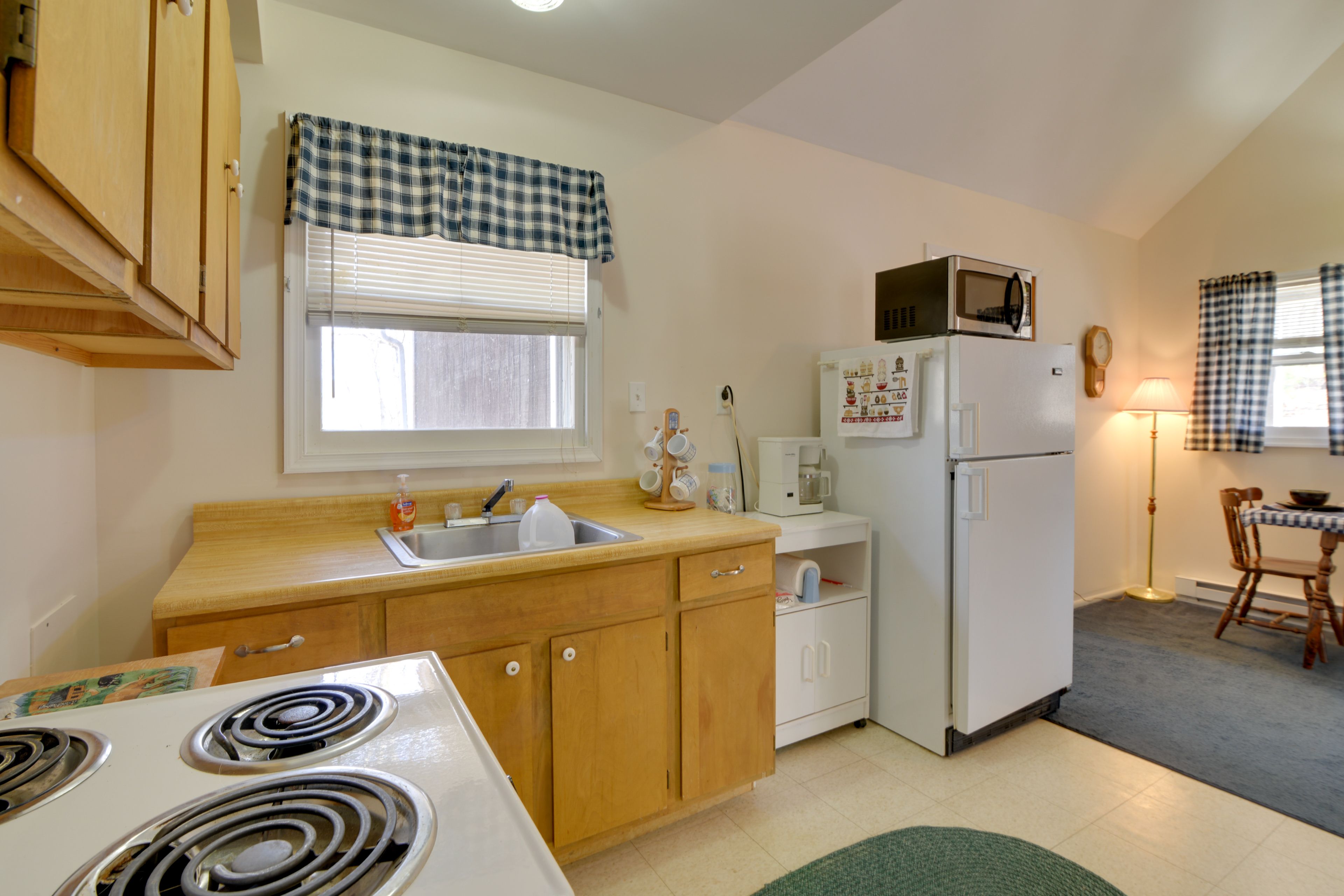 Kitchen | Well-Equipped | Drip Coffee Maker