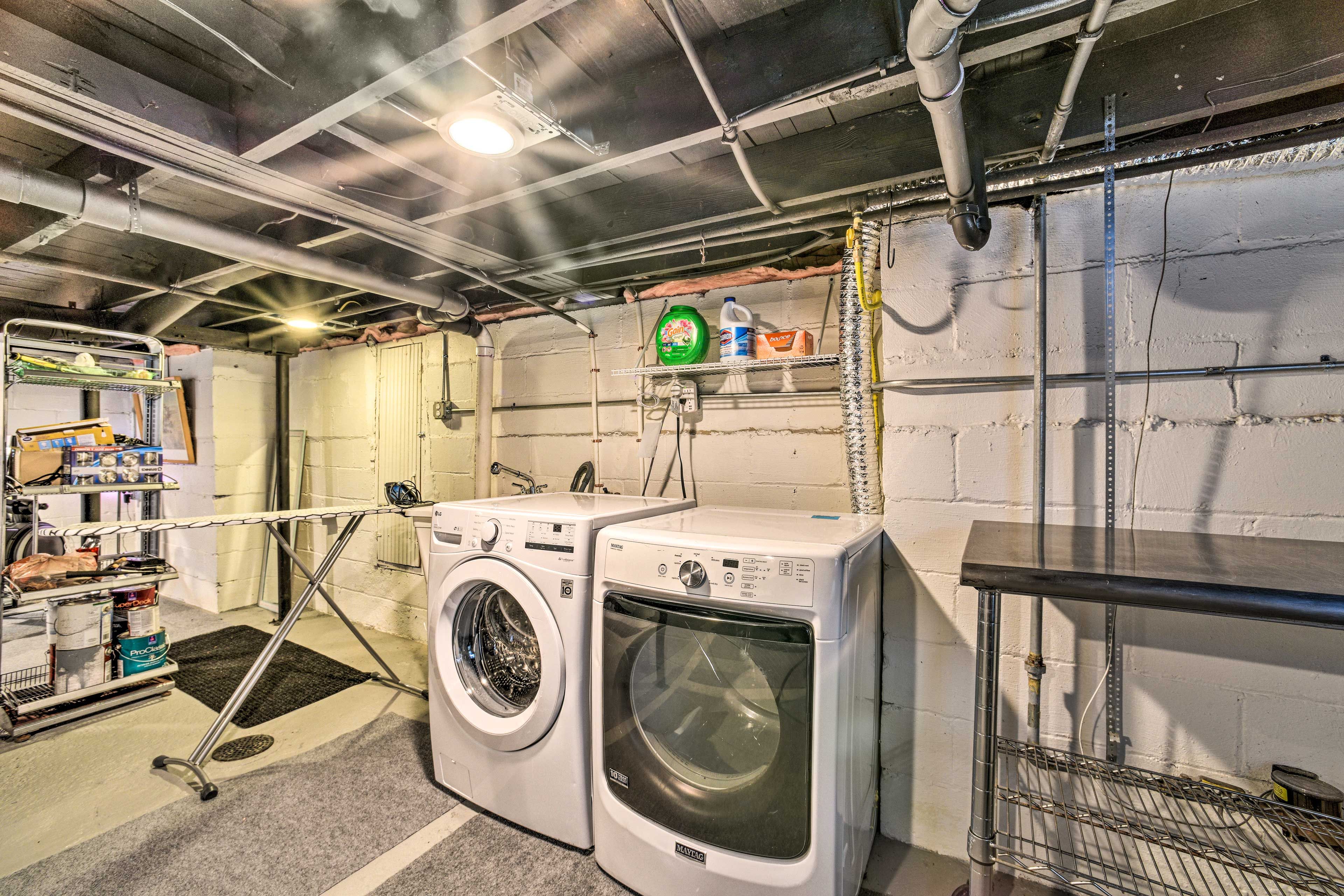 Basement | Washer & Dryer