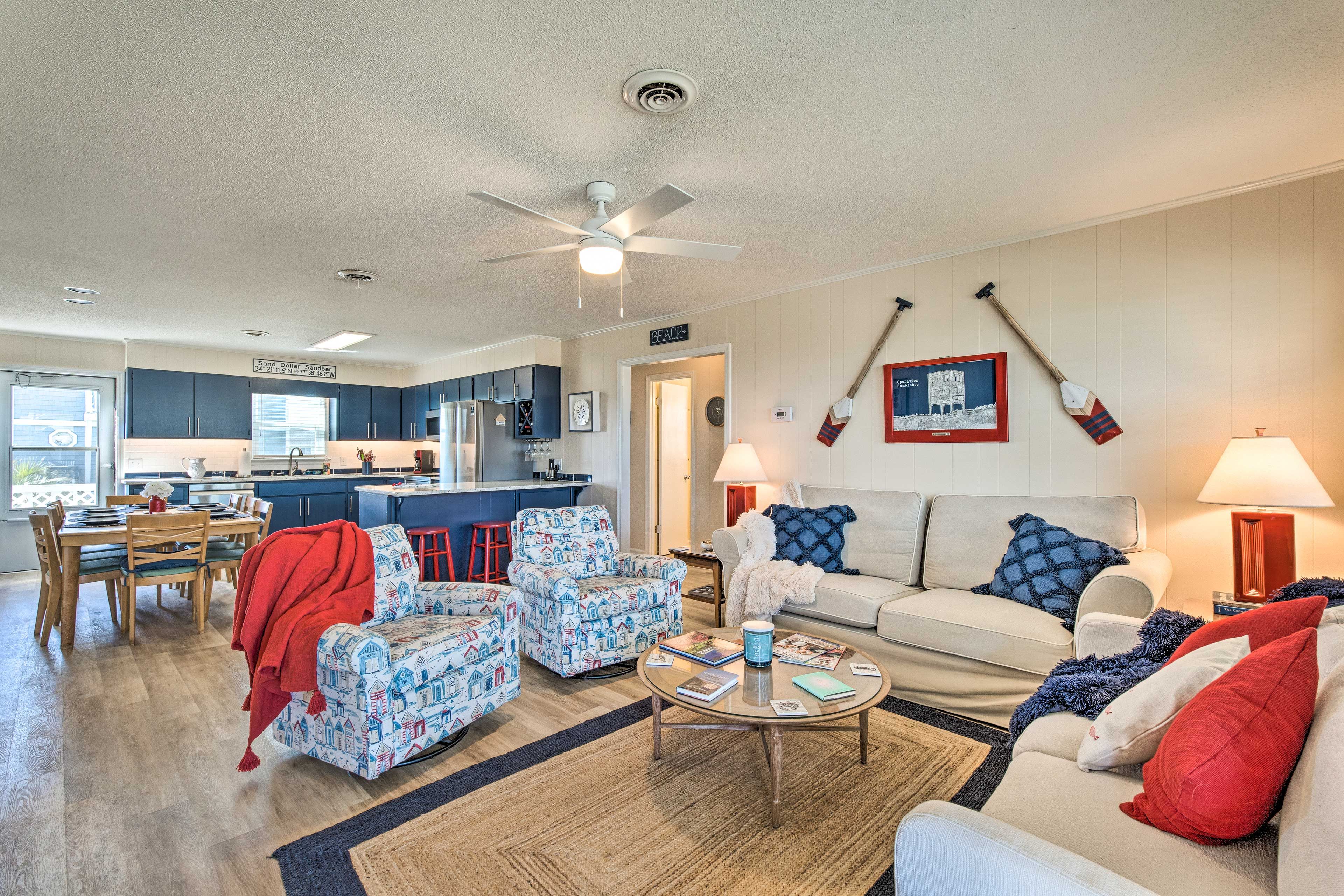 Living Room | Free WiFi | Pet Friendly w/ Fee
