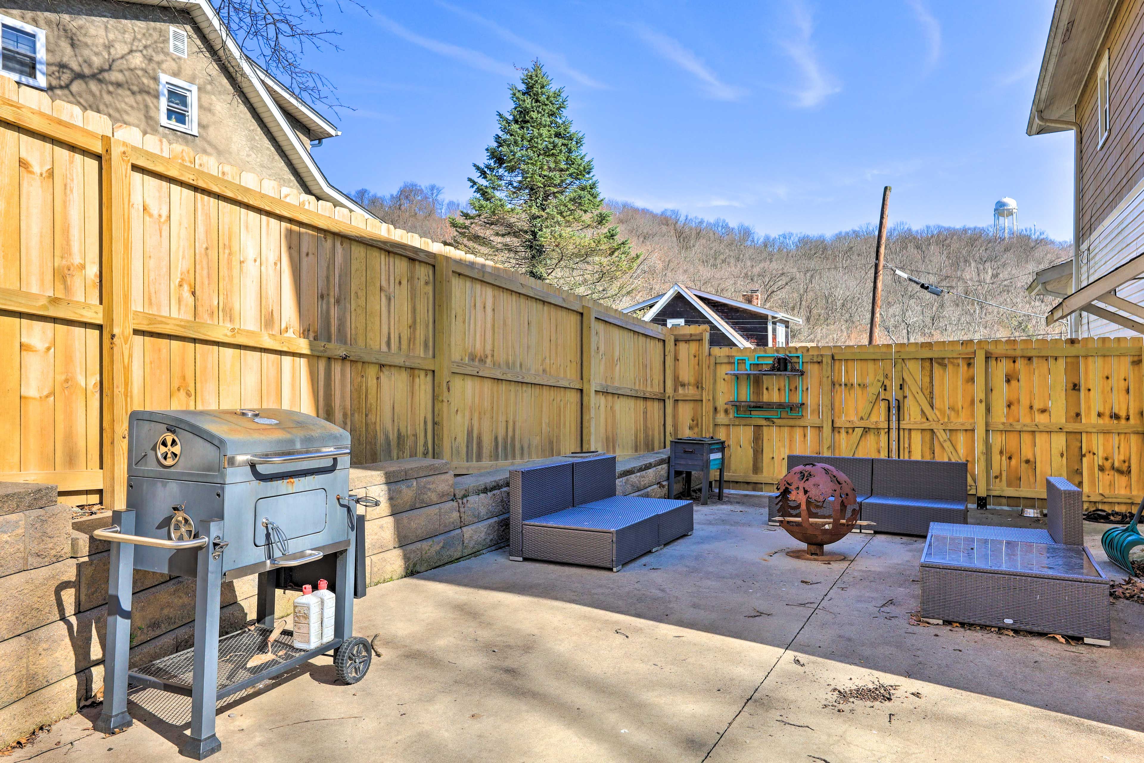 Backyard | Grill