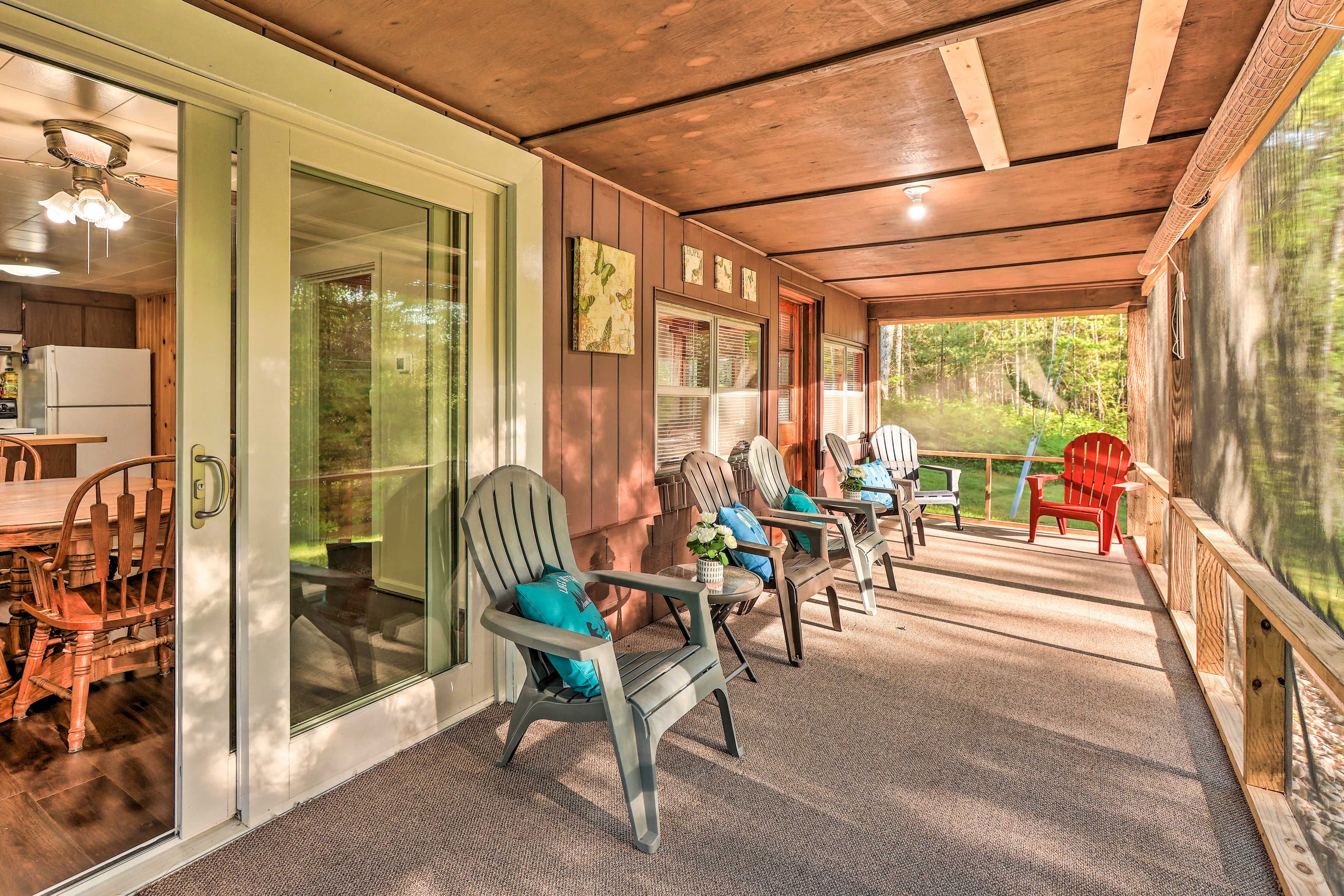 Screened-In Porch