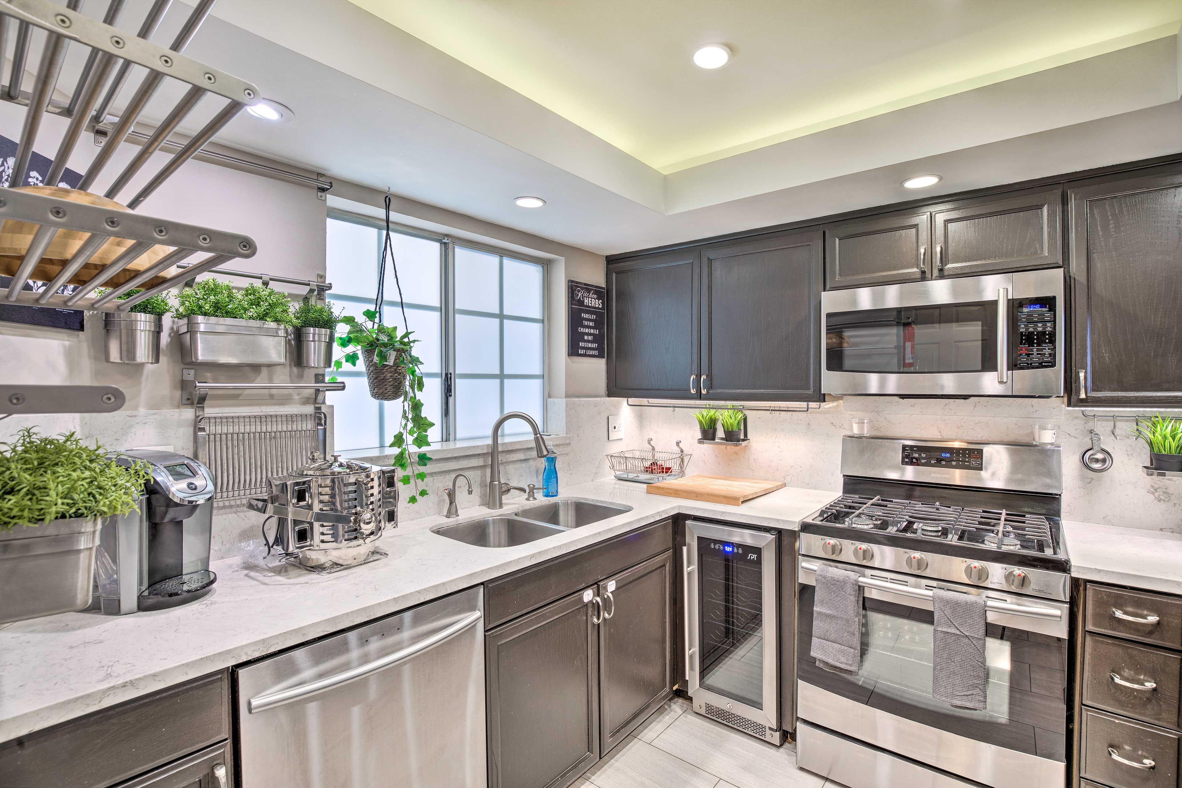 Kitchen | Fully Equipped