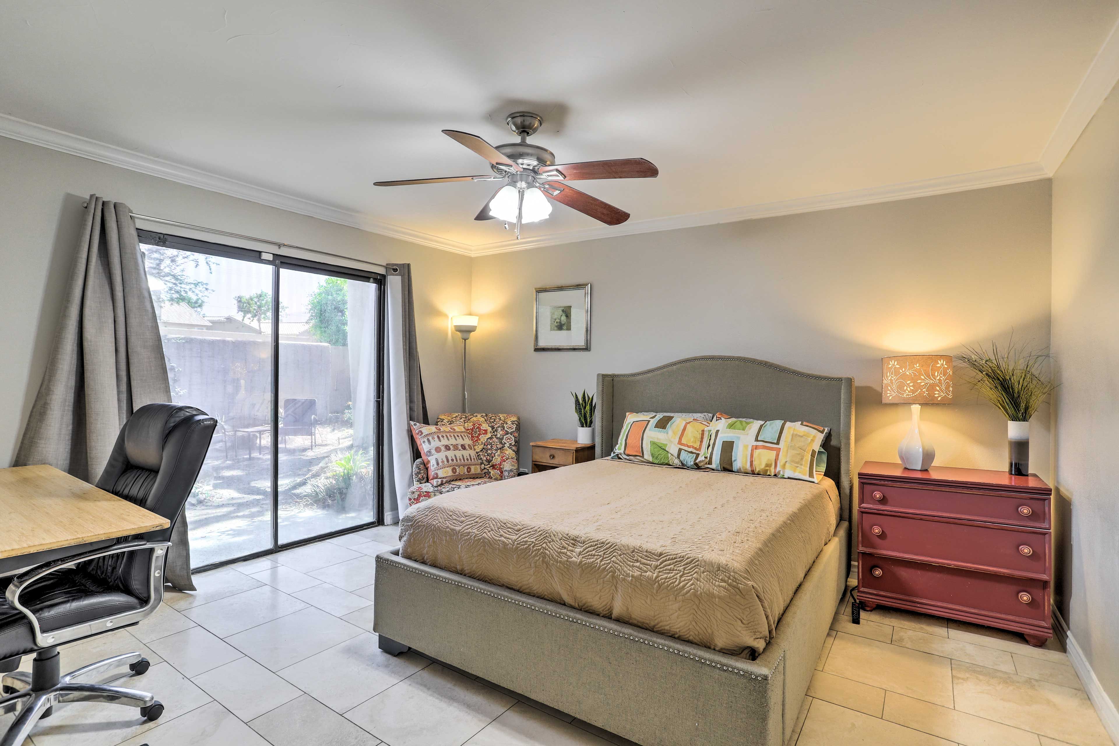 Bedroom 3 | Queen Bed