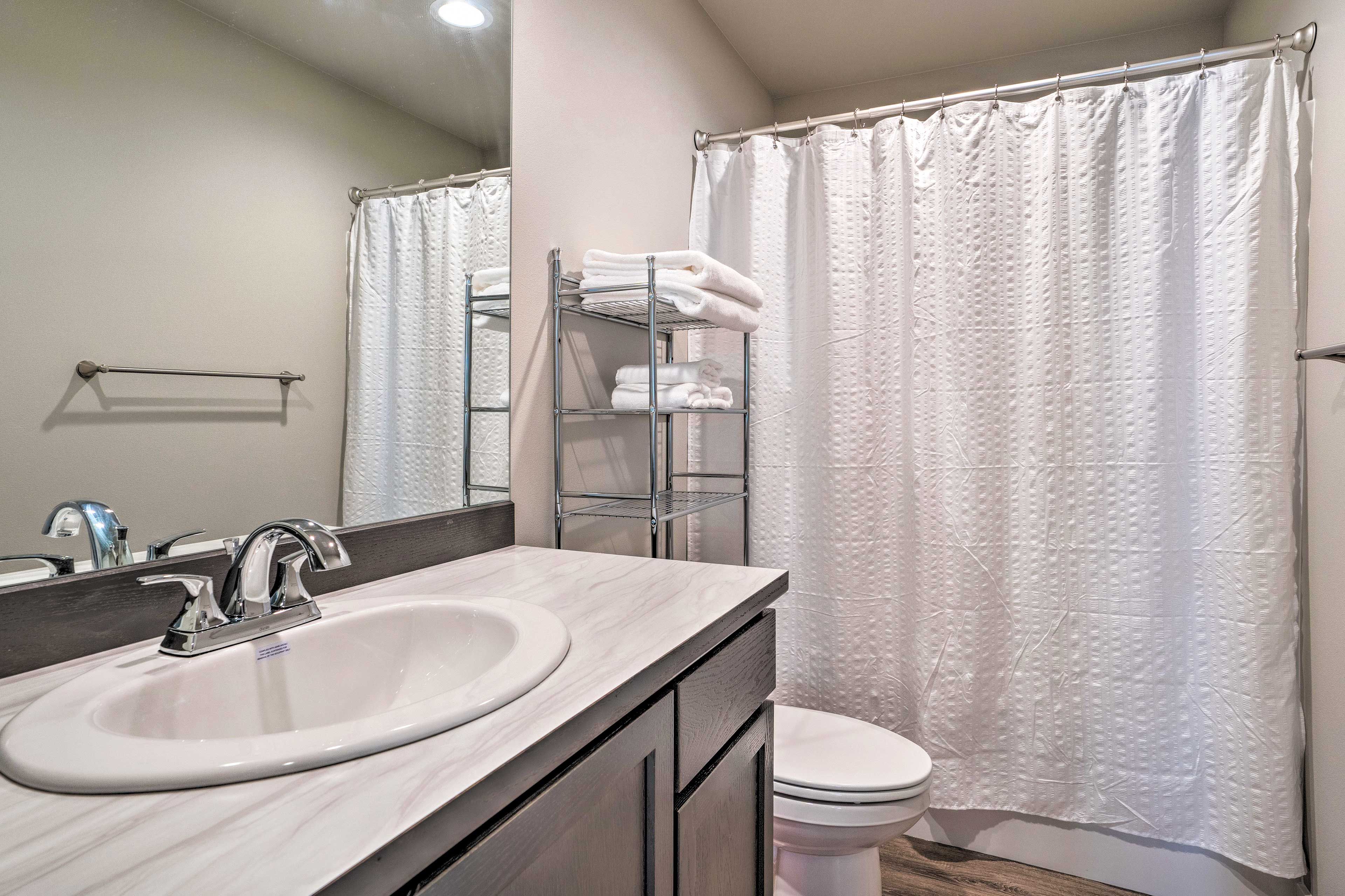 Full Bathroom