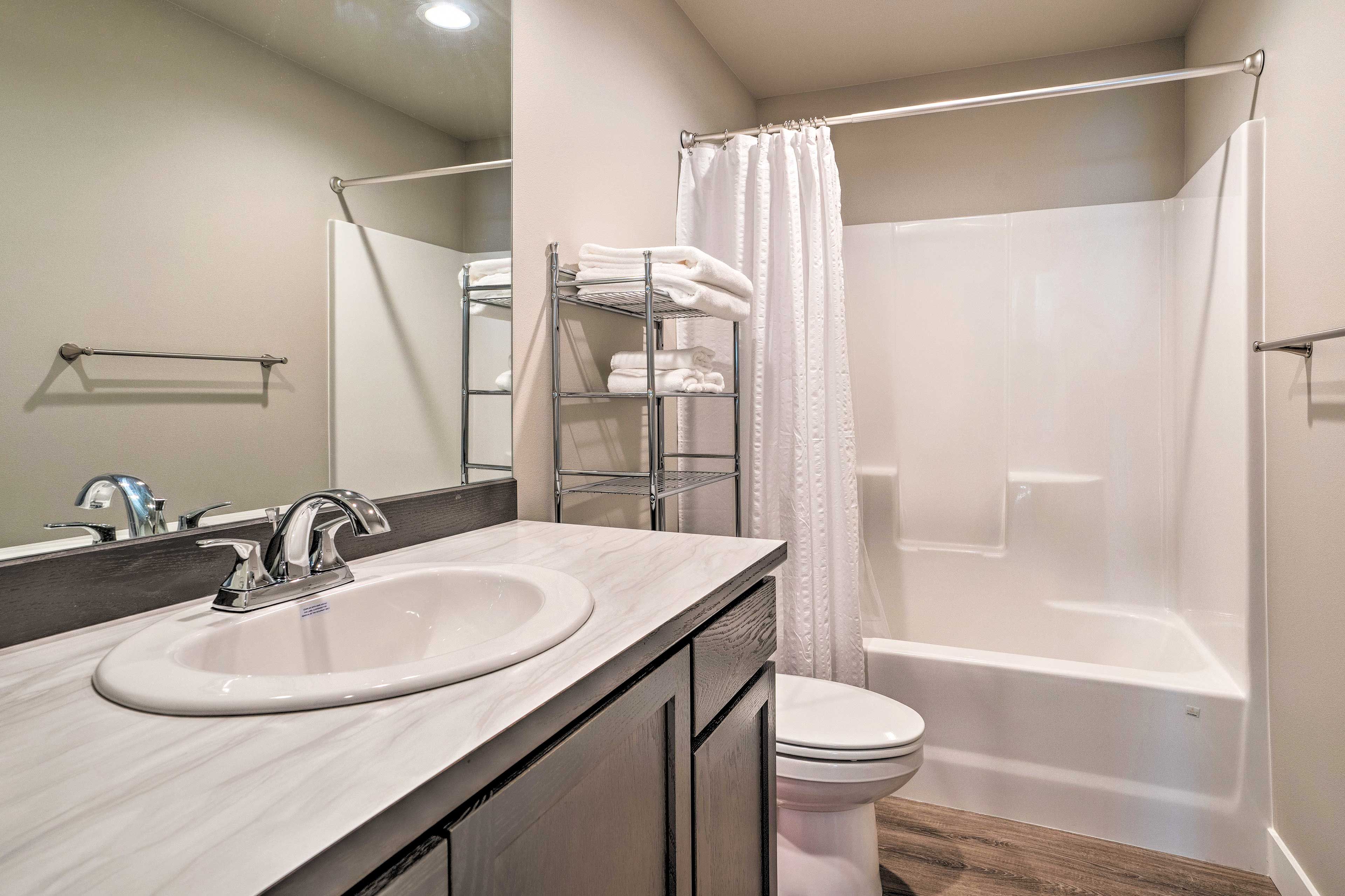 Full Bathroom